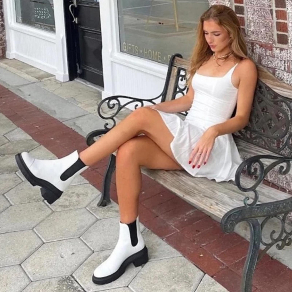 Stuart Weitzman Norah Platform Block Heel Chelsea Boots, White Size 41.5/11 New