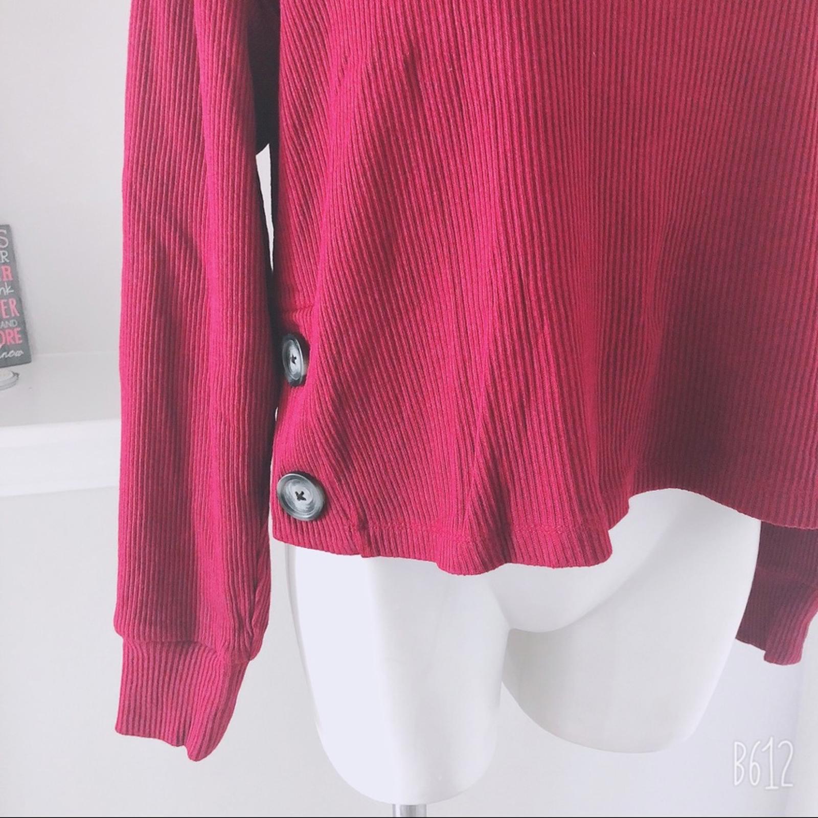 June & Hudson Mock Neck Cropped Sweater in Burgundy, Size XL New w/Tag