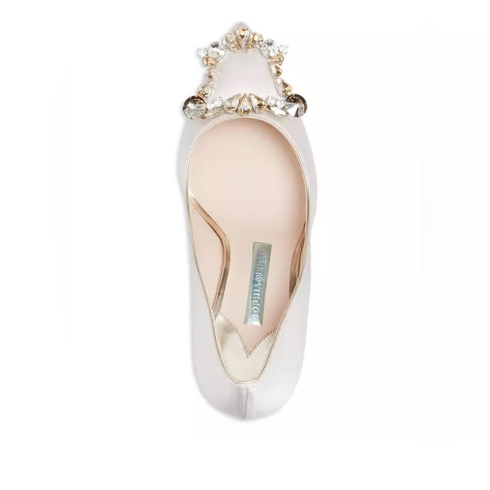 Sophia Webster Margaux Embellished Pointed Toe Pumps in Ivory Satin, Size 38 NEW