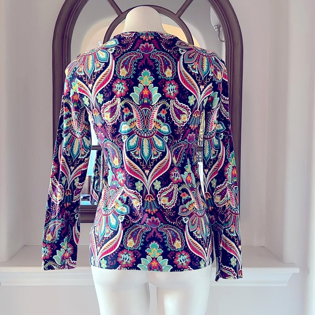 NEW The Talbots Tee Crewneck Tee in Winter Medallion Size S EXCELLENT
