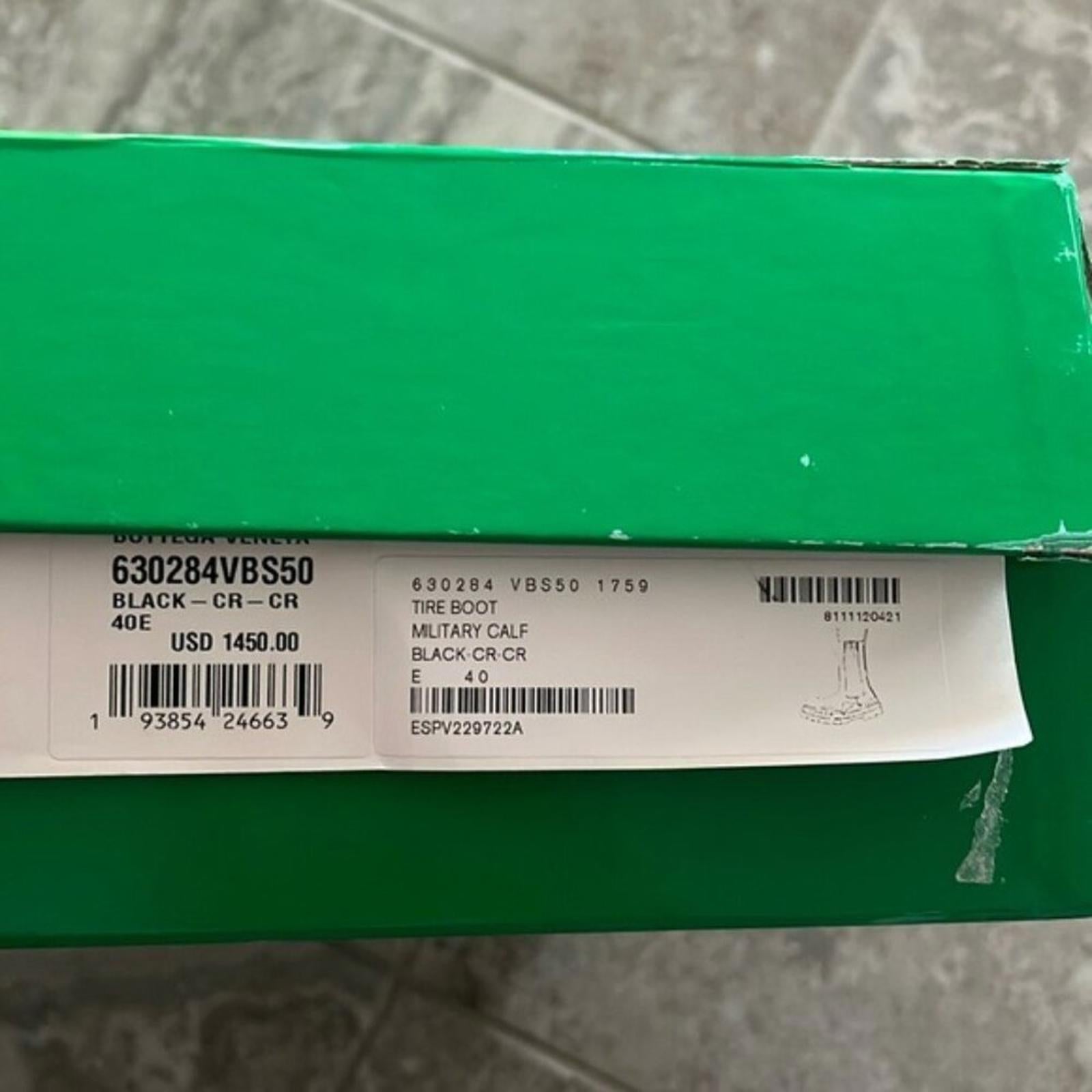 Bottega Veneta Black ‘Tire’ platform Chelsea Boots, Size 40 New in Box +DustBag