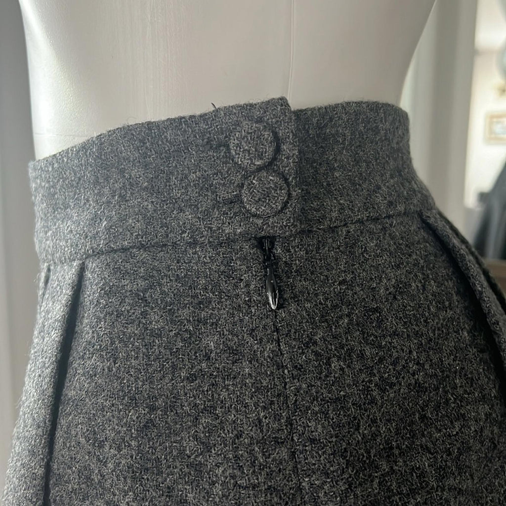 Agnés B. Wool Skirt in Heather Grey - Made in France - Size EU 40 EXCELLENT!
