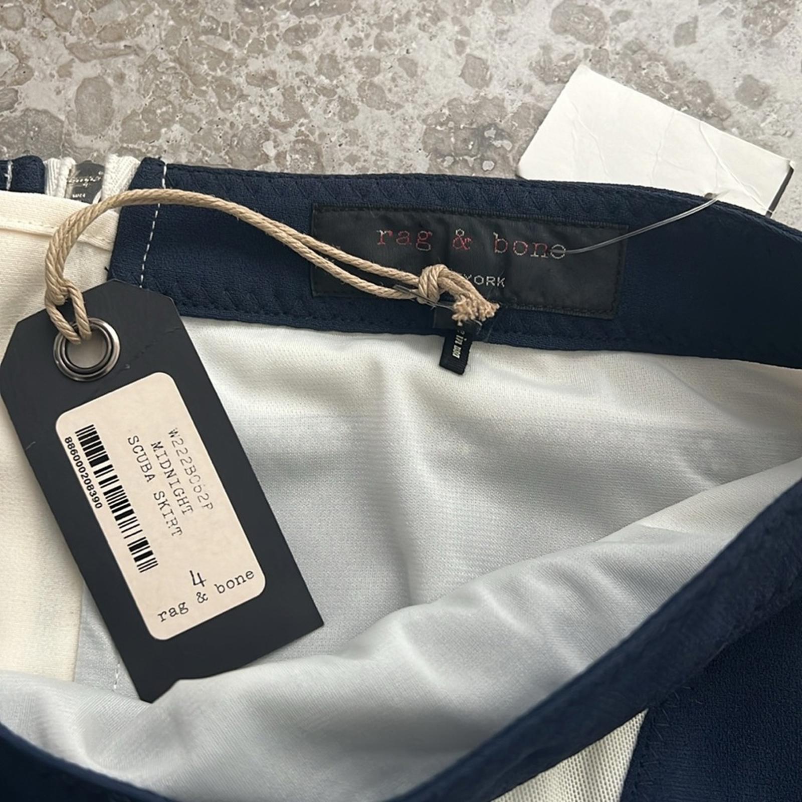 NWT Rag & Bone Midnight Scuba Skirt, Navy & Cream, Size 4 New w/Tag