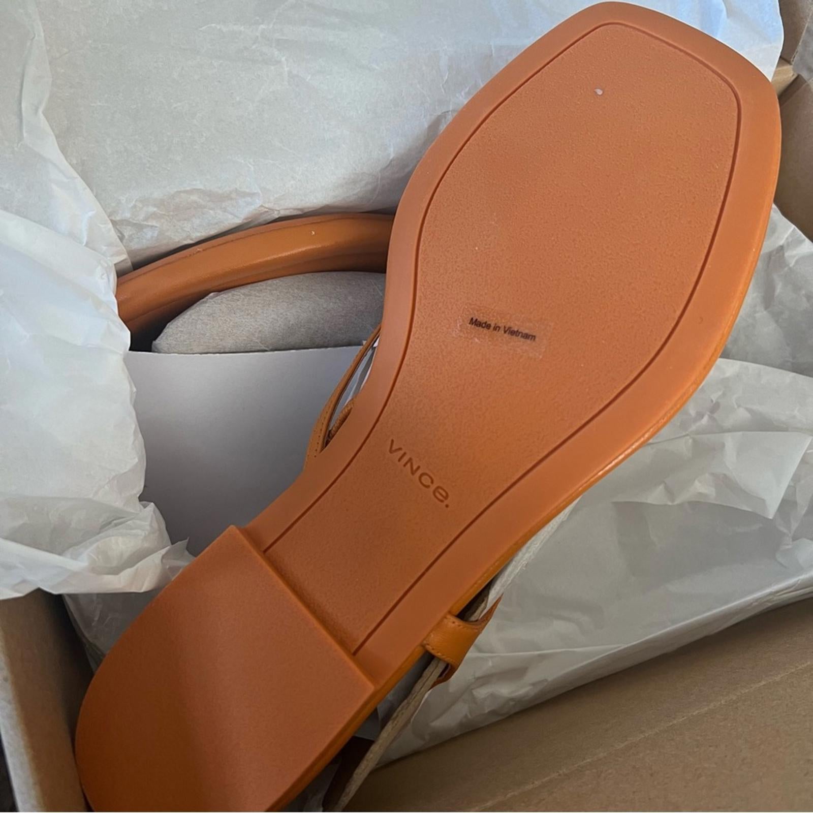 Vince Deana Strappy Leather Flat Sandals, Orange Size 10M (Sold Out) NEW $195