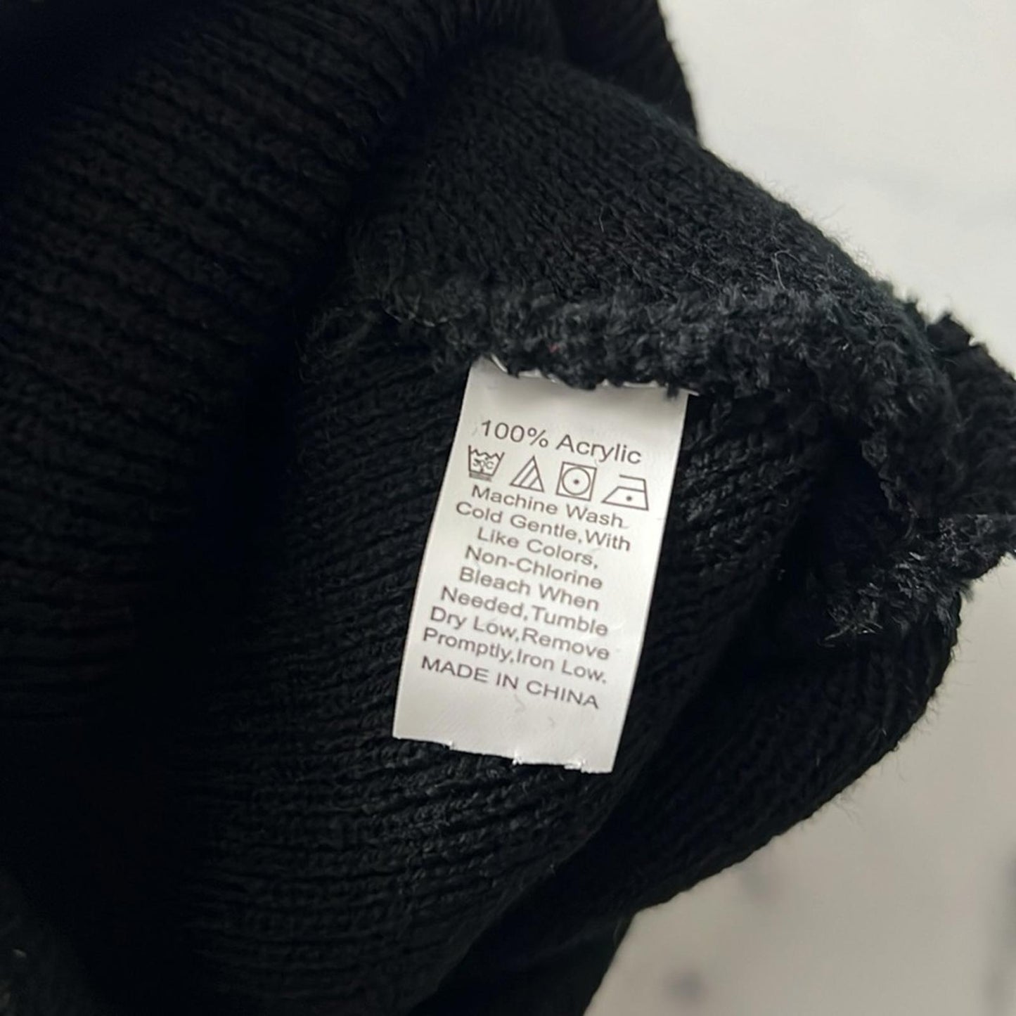 “Don’t Look At Me” Black Beanie NEW w/o Tag
