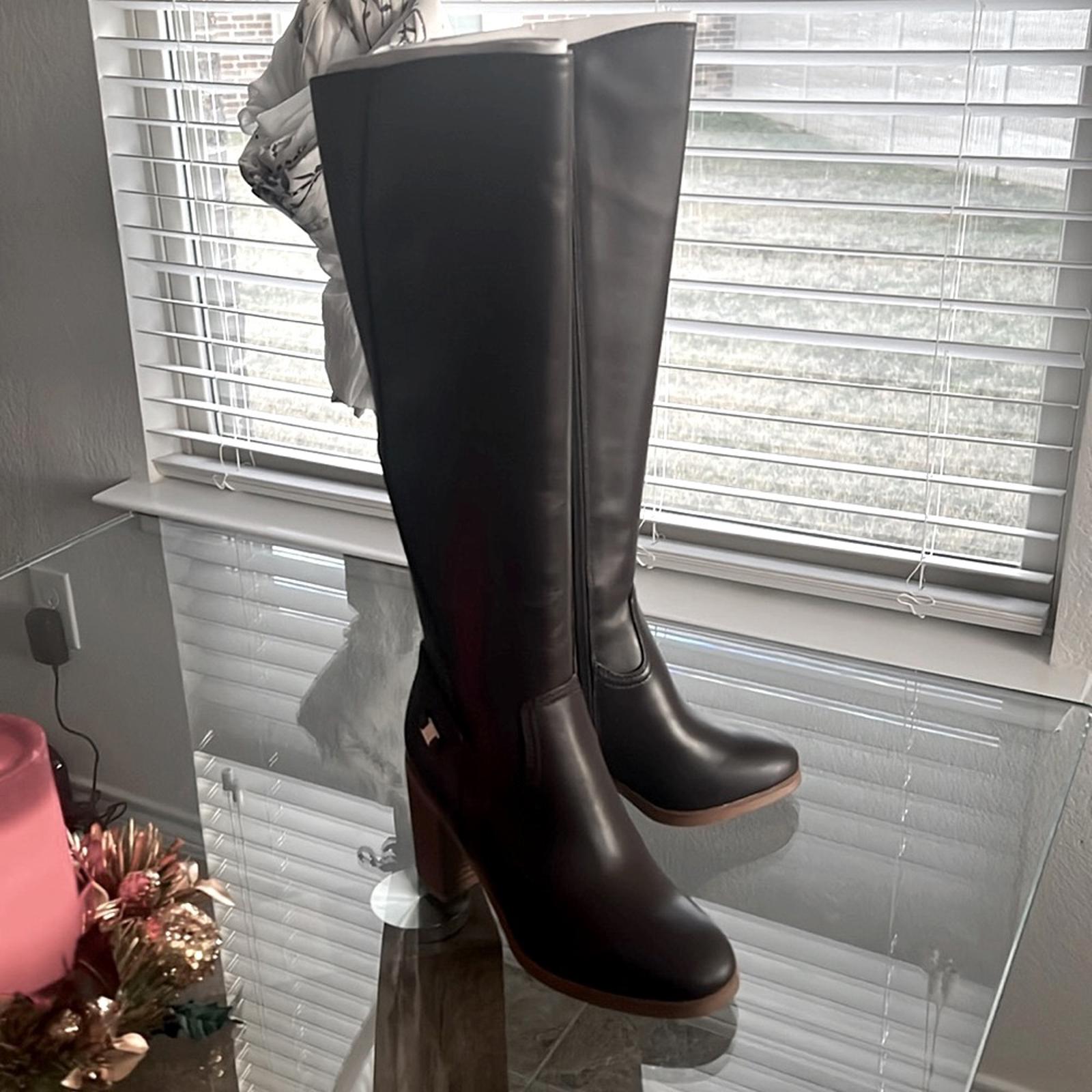 Giani Bernini Odettee Memory Foam Block Heel Knee High Riding Boots, Size 5 NEW