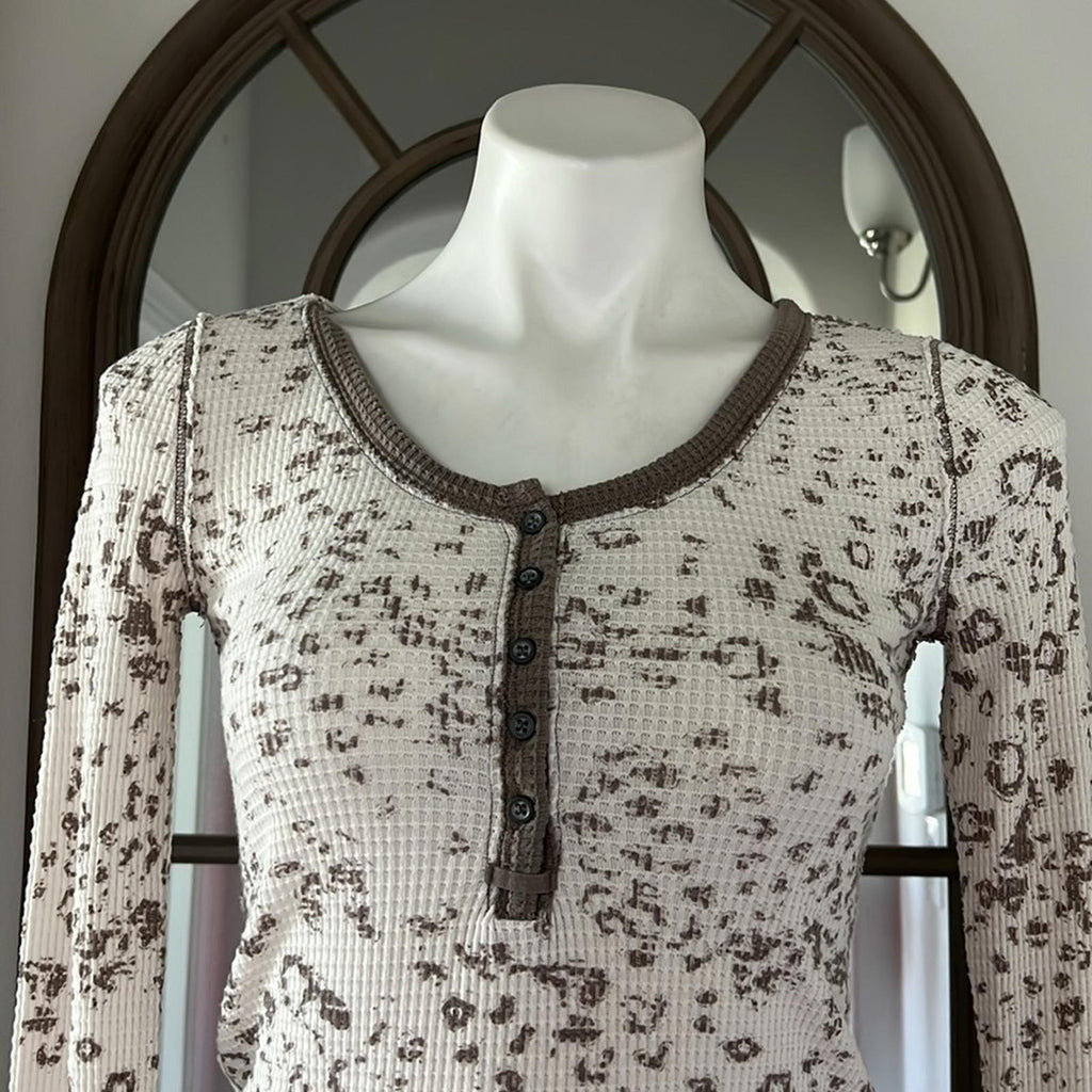 Free People 'Davis' Mottled Thermal Henley Tee, Size S, Excellent!