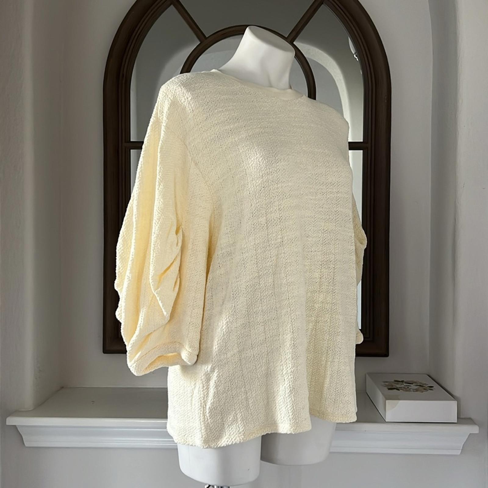 TIBI Handspun Knit Pleat Sleeve Top in Cream, Size 10 New w/Tag $395 - SOLD OUT!