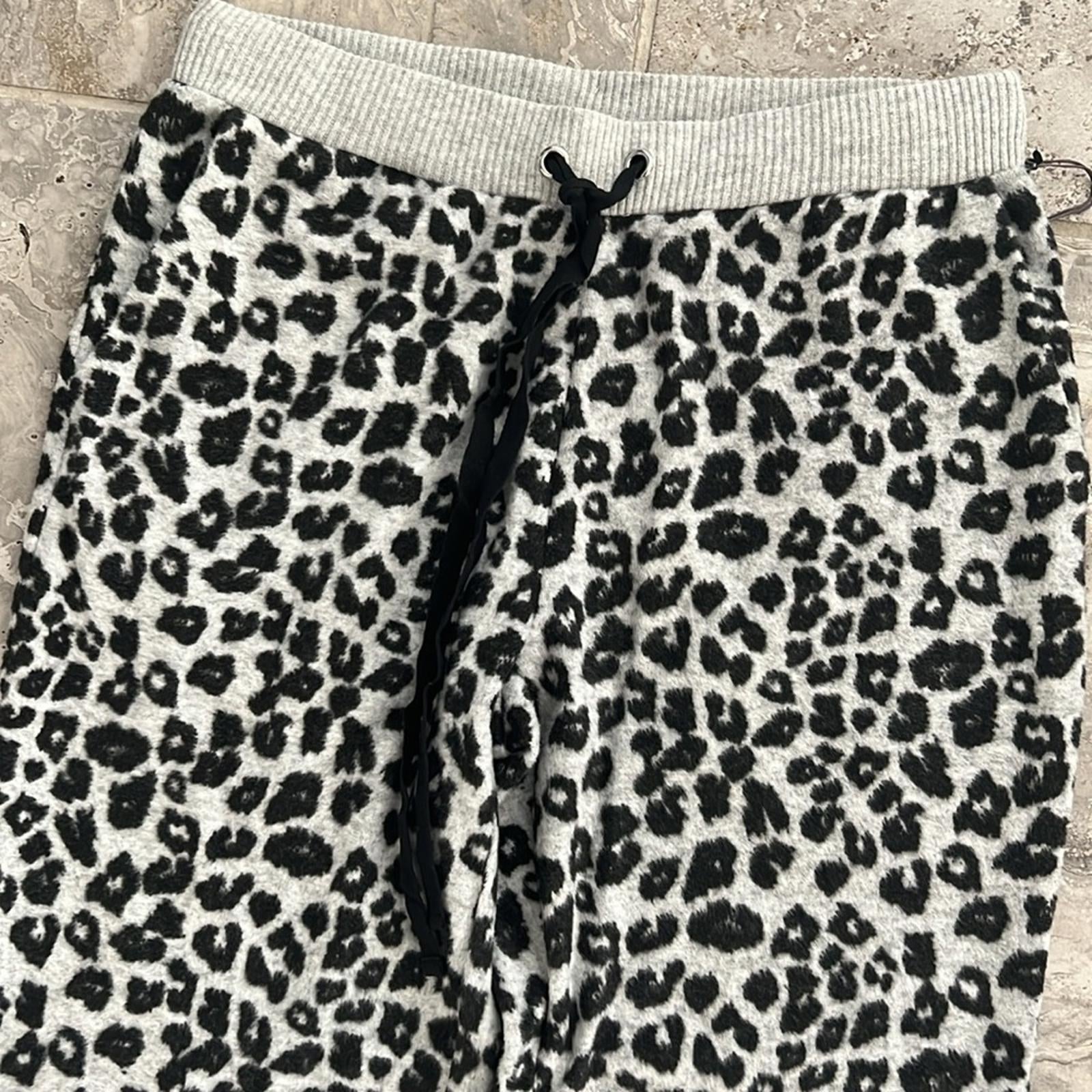 Vince Camuto Cheetah Print Jogger Pants in Grey & Black, Size XS New w/Tag