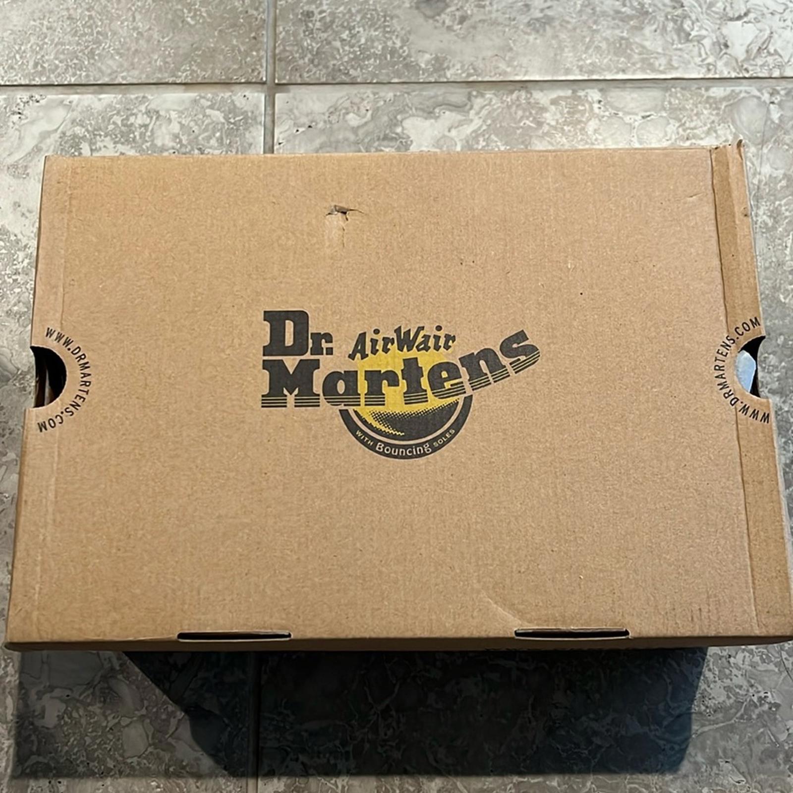 Dr Martens AirWair 1460 Pascal Mono Lace-Up in Black, Size 36 New in Box $170