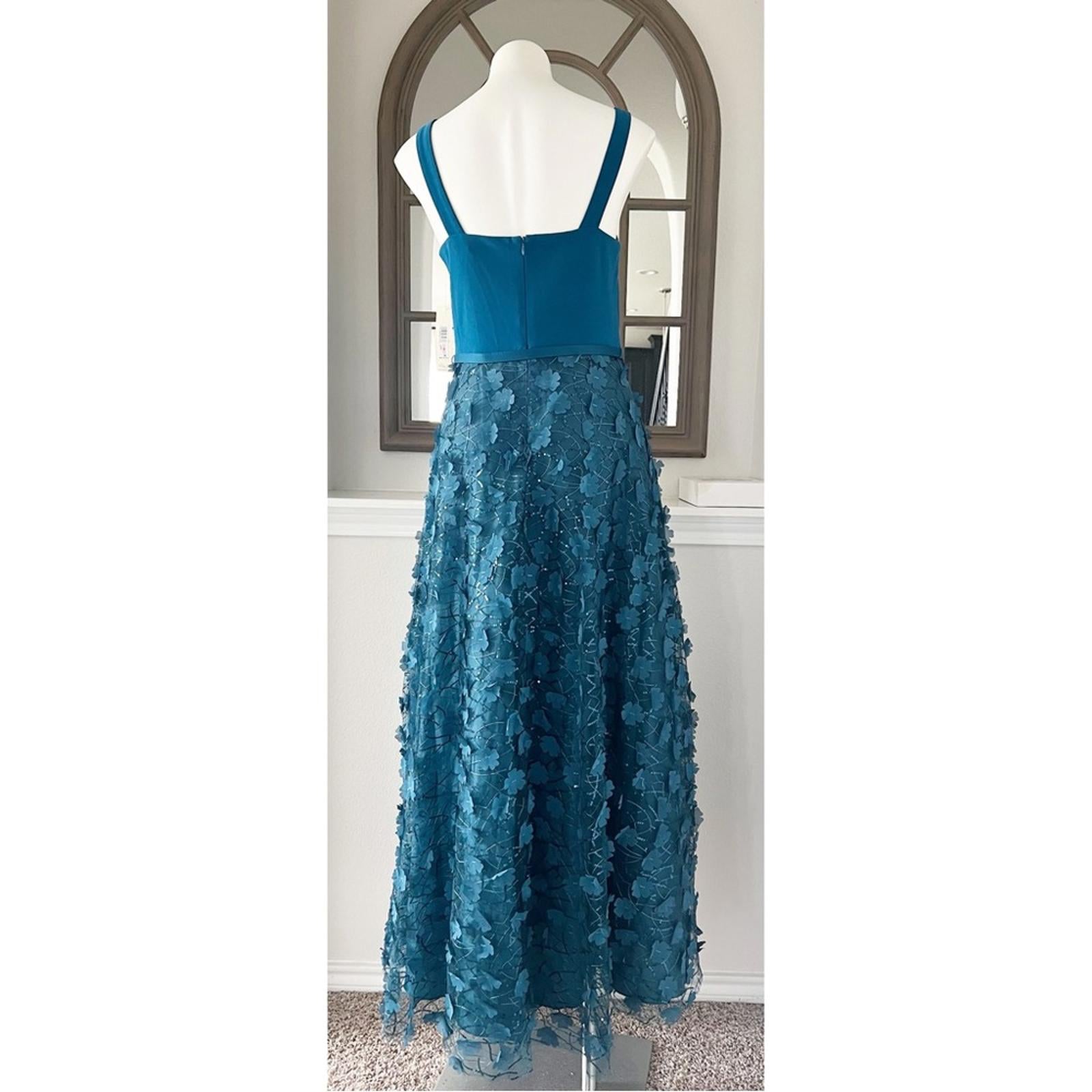 Eliza J V-Neck Fit + Flare Gown in Teal, Size 10 New w/Tag SOLD OUT