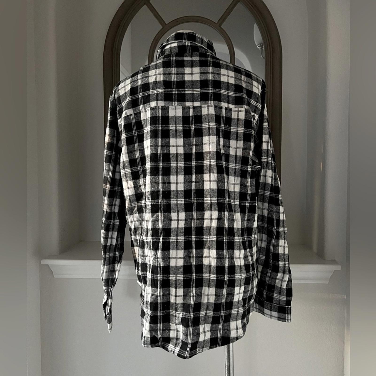 Boohoo Black/White Flannel Oversized Shirt, Size XL New w/Tag