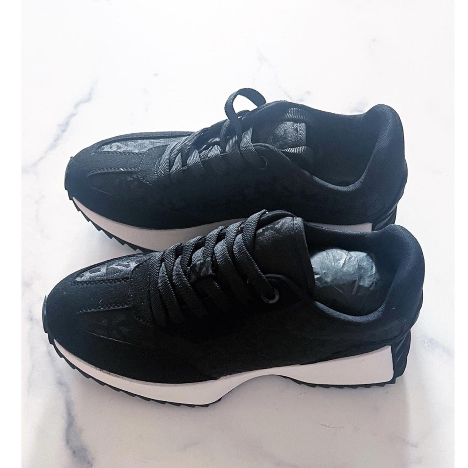 DKNY Women’s Naples Checkered Running Sneakers in Black, Size US 5/ EU 35, NEW