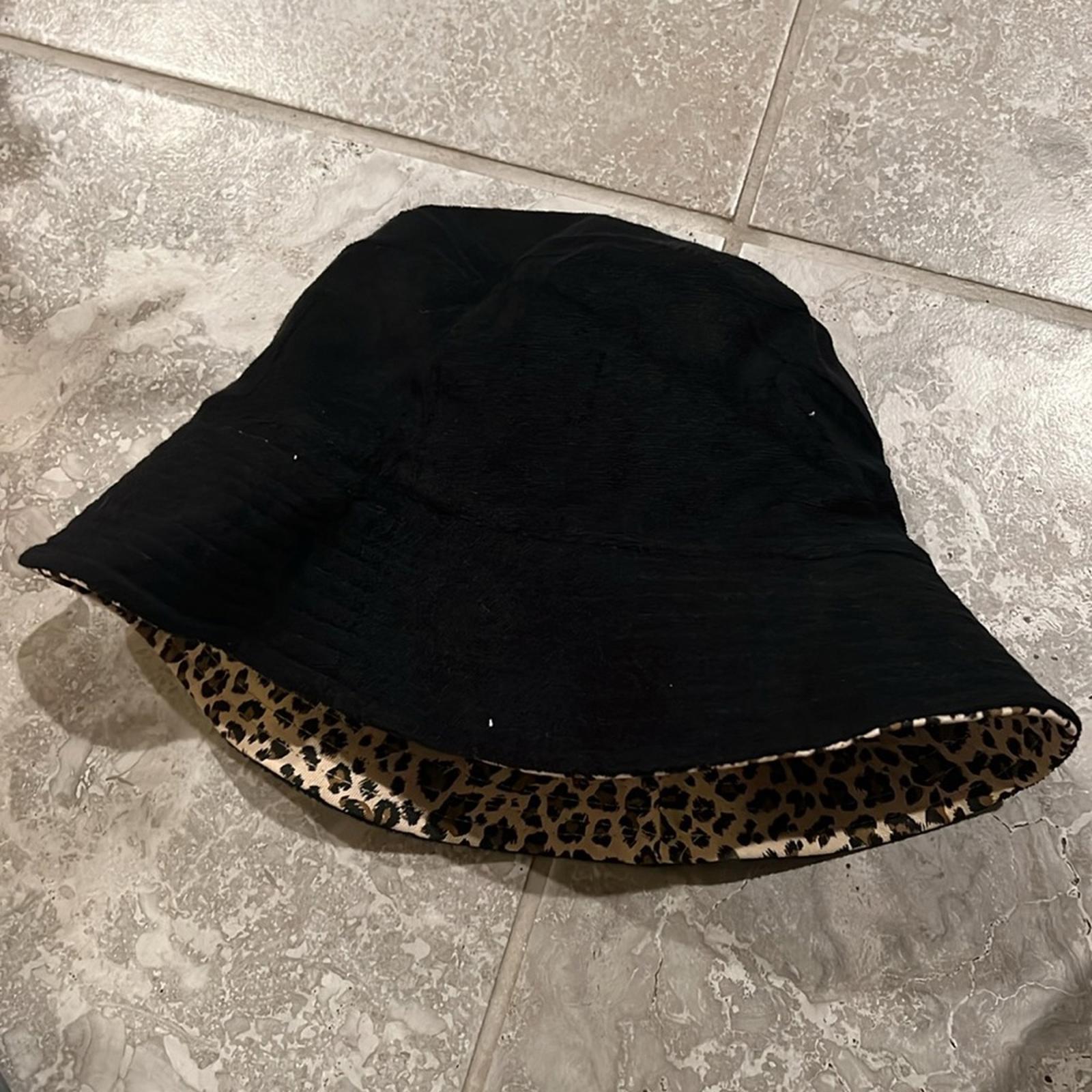 NEW Jenni Reversible Terry Cloth Hat, Leopard One Size New w/Tag