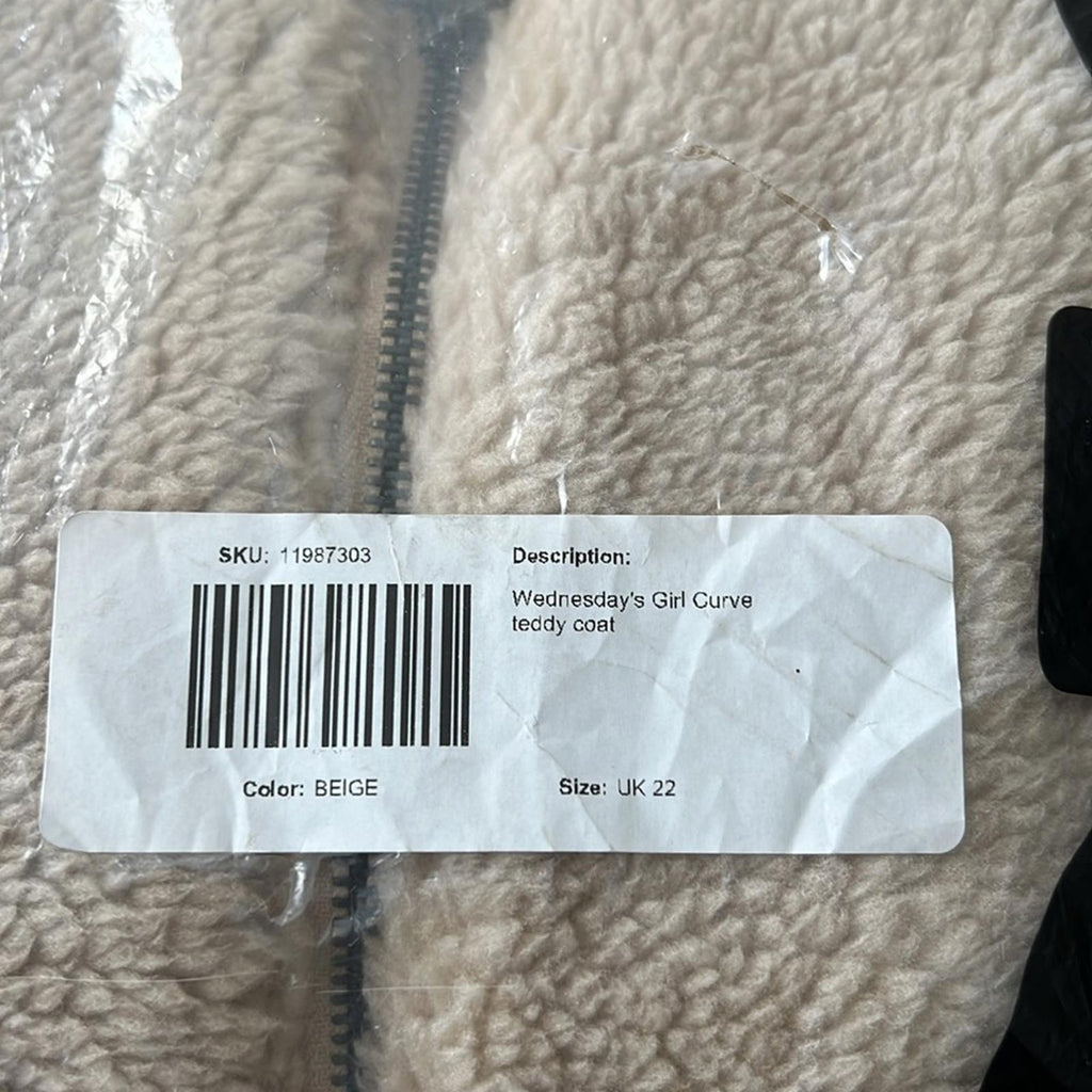 ASOS Wednesday's Girl Curve Teddy Coat in Beige, Size UK 22, US 18 NEW w/Tag