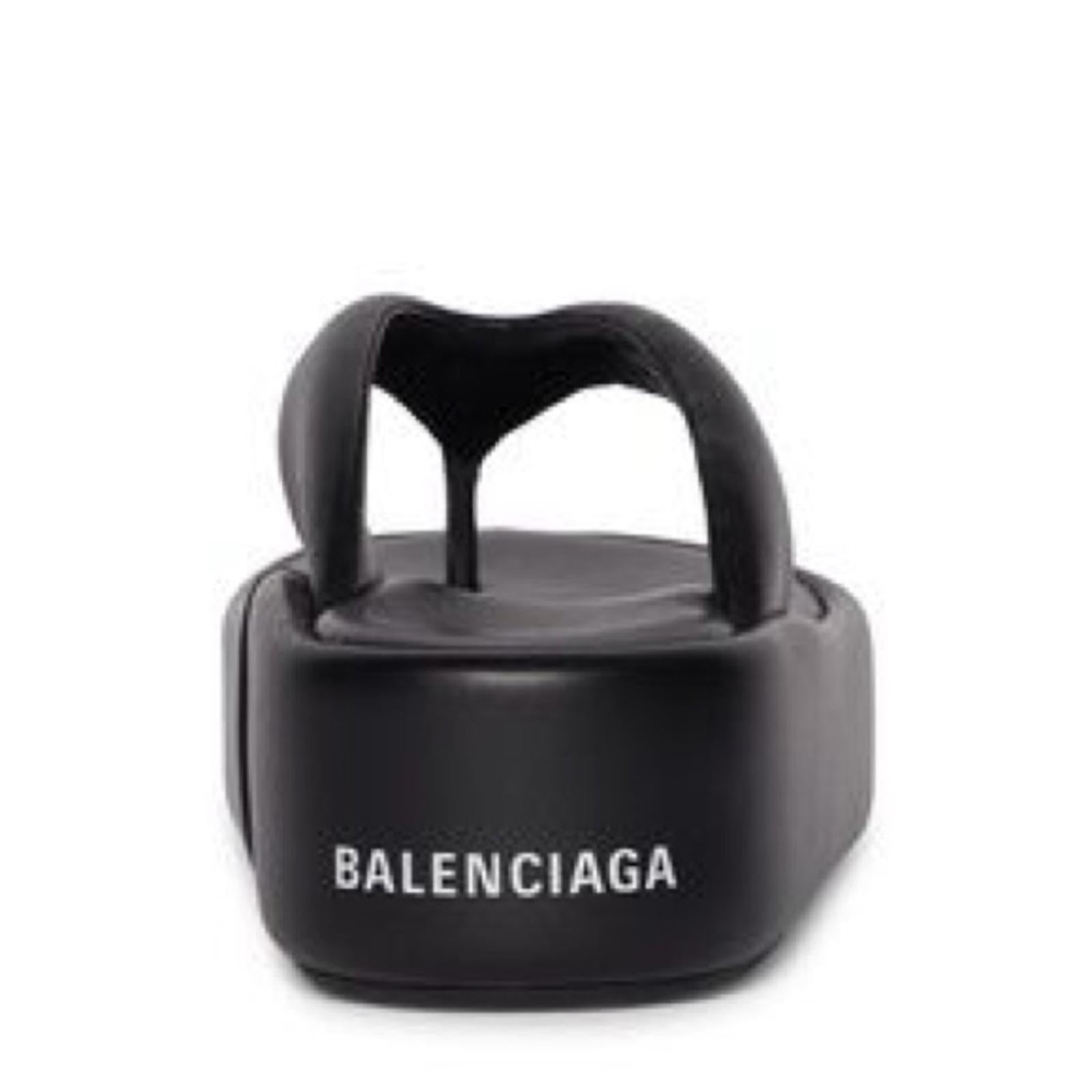 Balenciaga Padded Rise Platform Leather Thong Sandals in Black, Size 41 $695