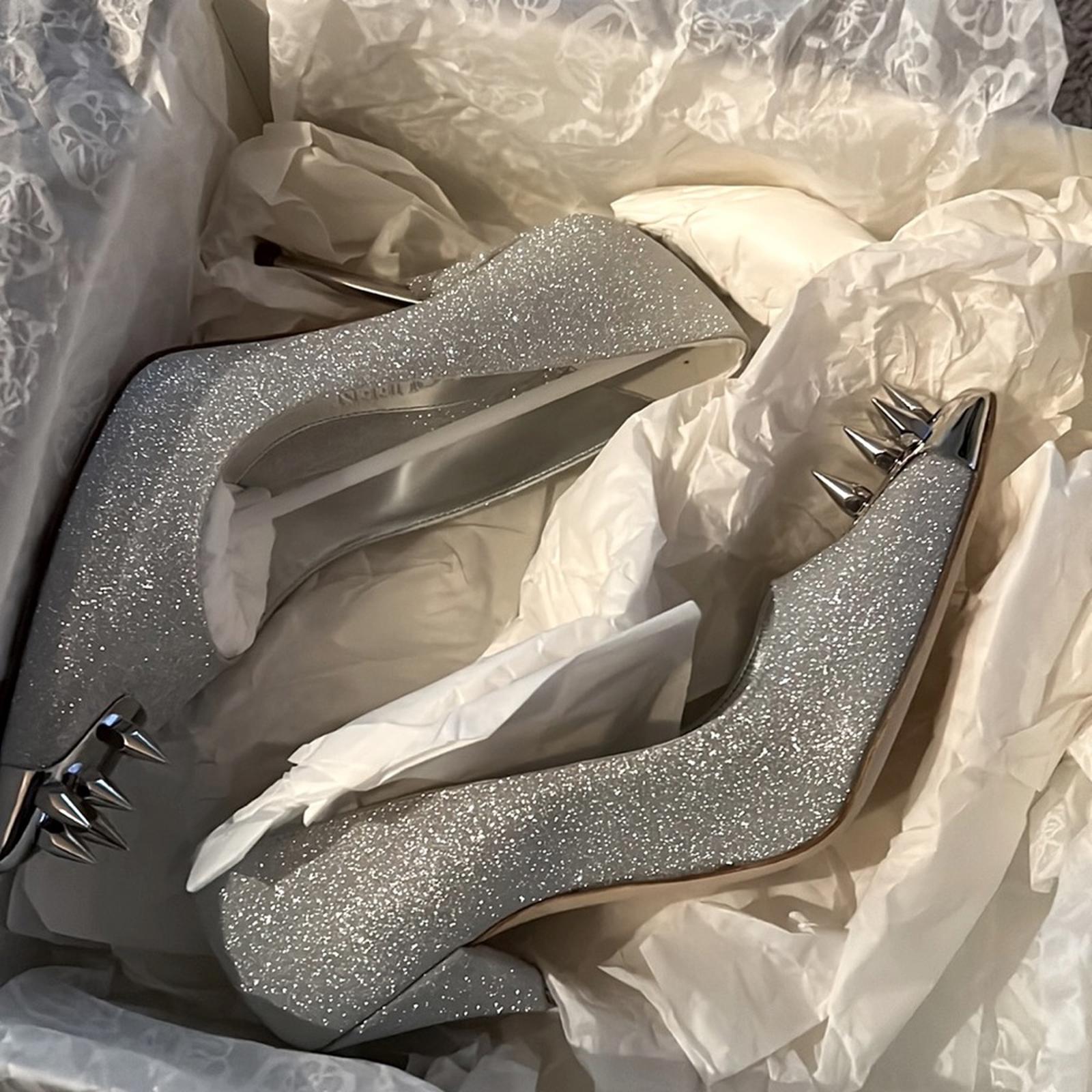 Alexander McQUEEN Studded Detail Pumps, Size EU37, New in Box w/Dust Bag