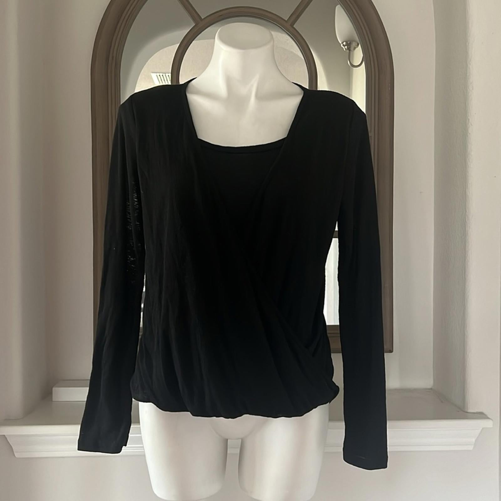W5 Ribbed Knit Long Sleeve Top in Black, Size L EXCELLENT!