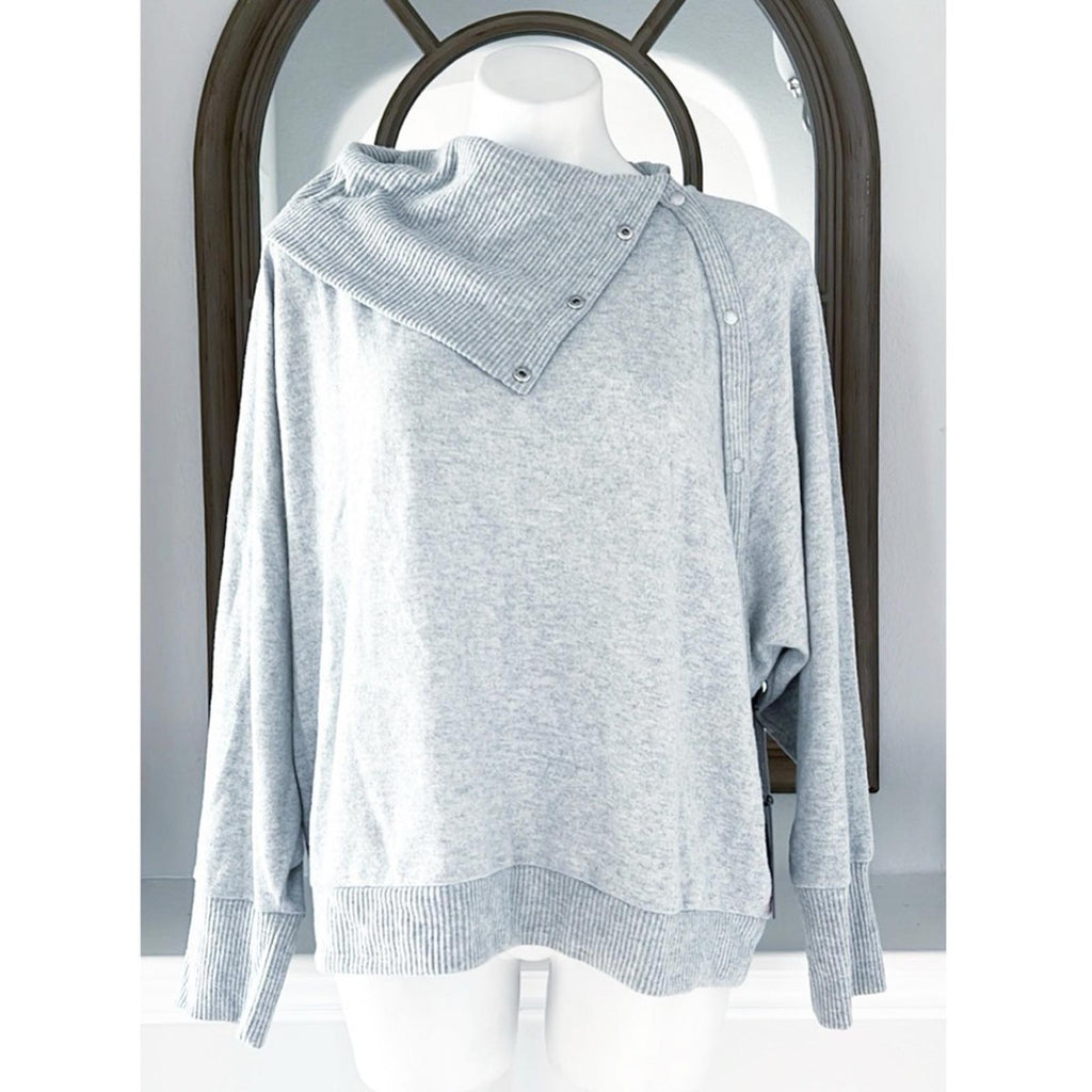 Vince Camuto Stretch Fold Over Neck w/Snaps Silver in Heather, Size XL New w/Tag