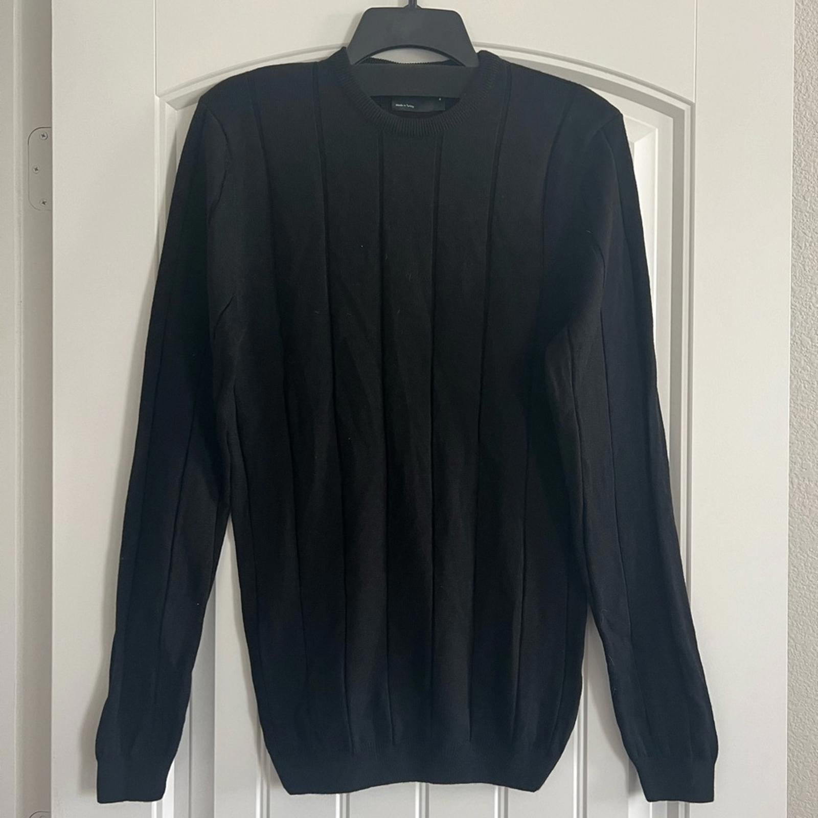 NEW ASOS Crewneck Ribbed Knit Sweater in Black, Size M New w/o Tag