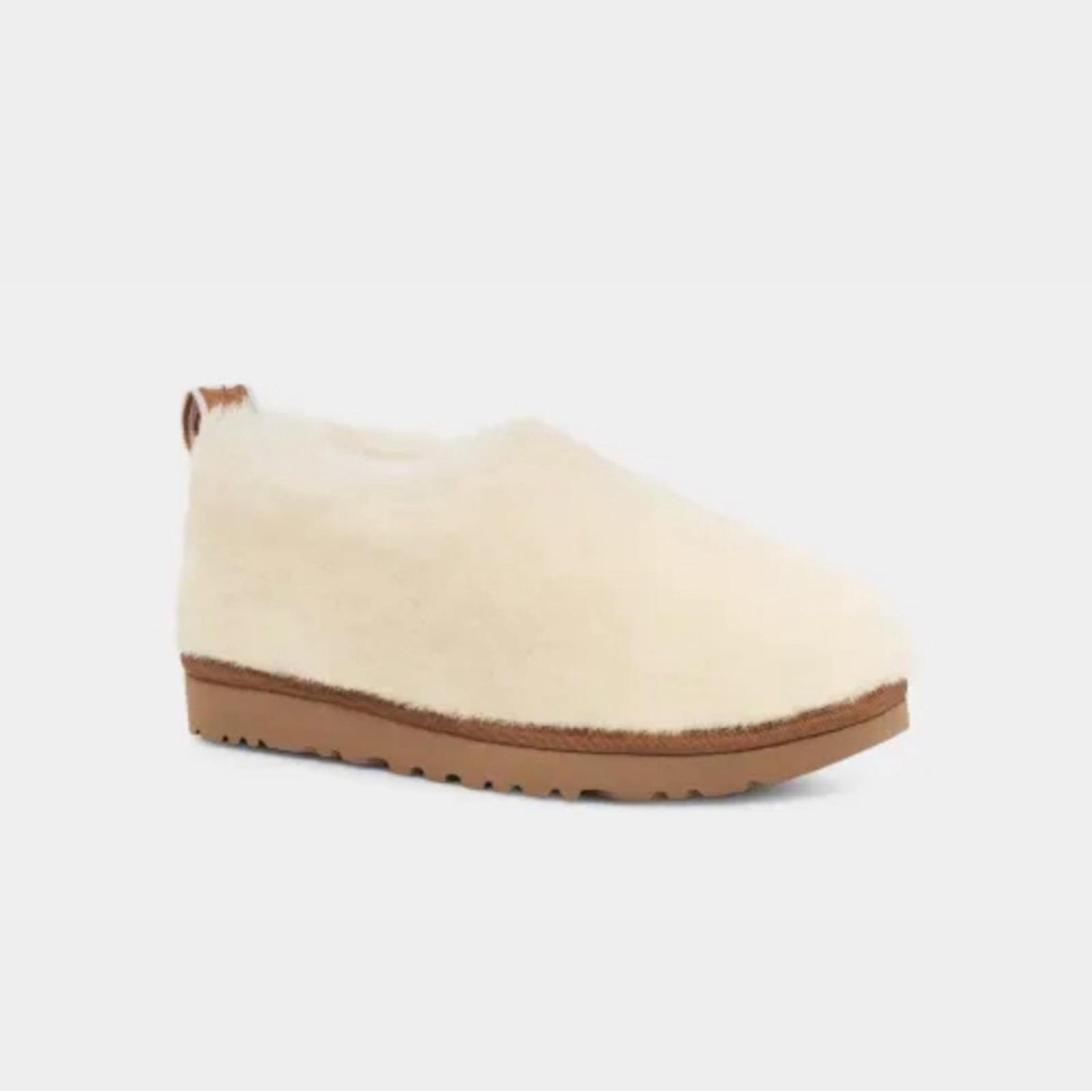 UGG Classic Cozy Fur Bootie in Natural Cream White Tan, Size 10 New in Box