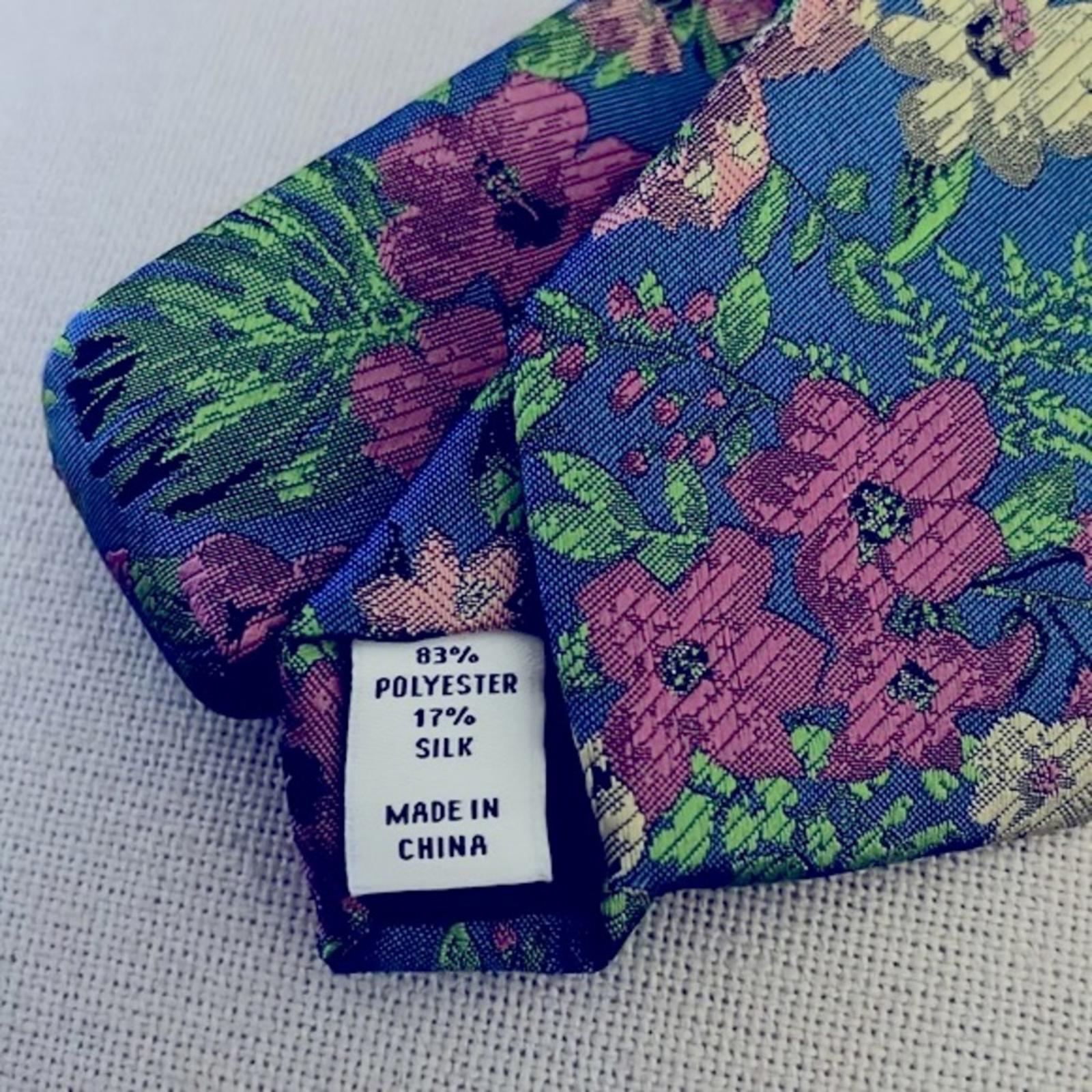 Bar III Men's Botanical Blue Neck Tie Style 13C22-2044 New w/Tag