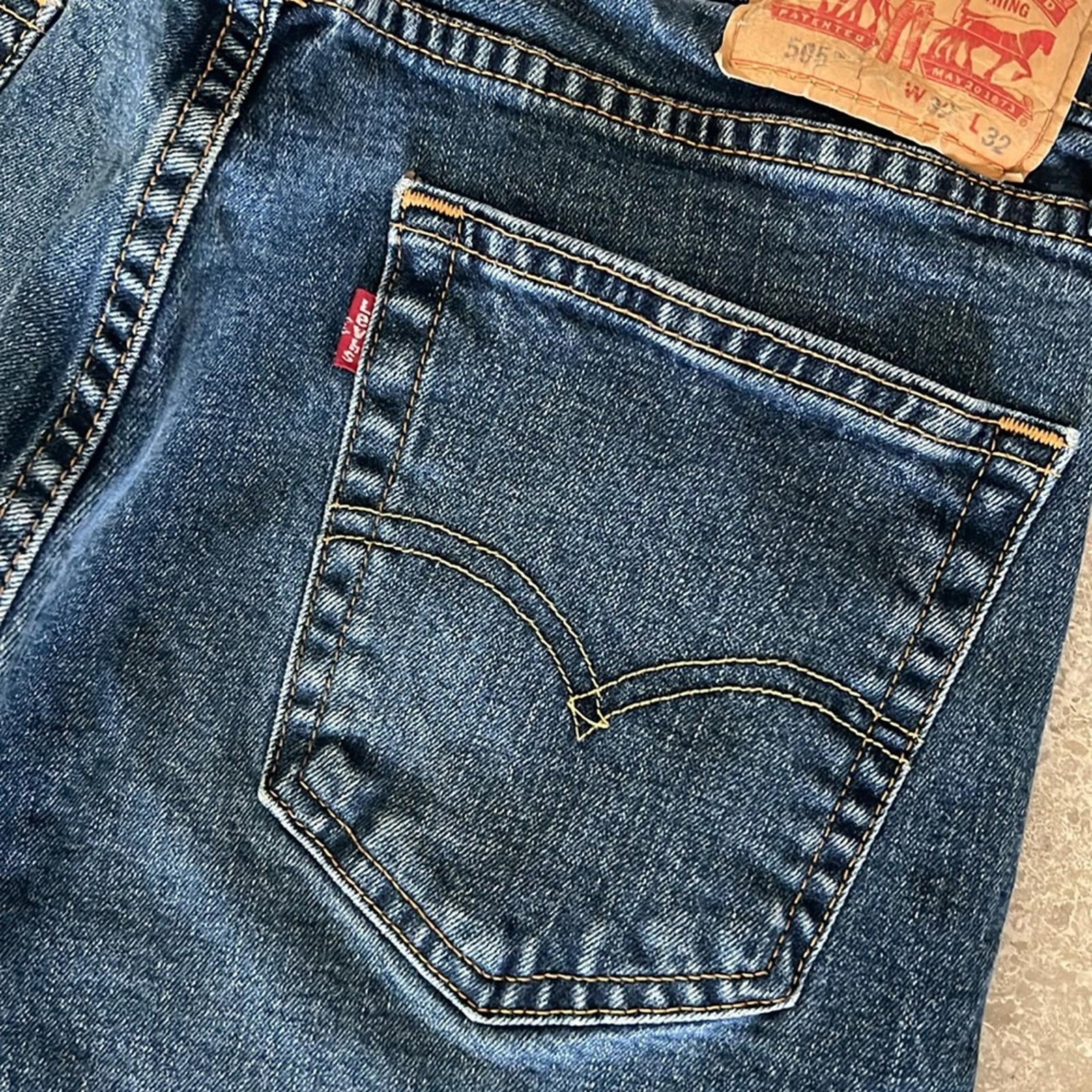 Levi’s 505™ Regular Fit Men’s Jeans, Size W32 X L32 Medium Wash EXCELLENT