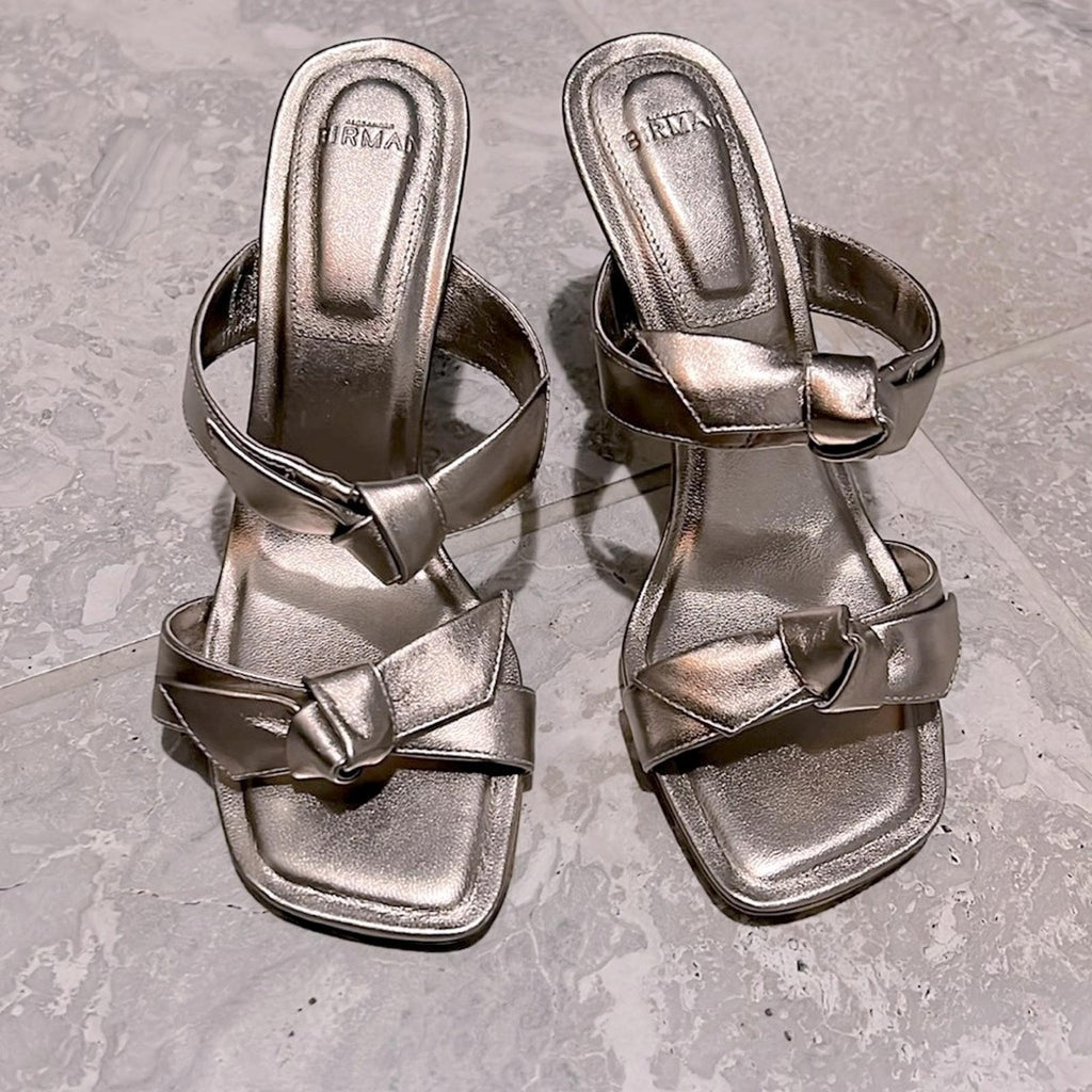 Alexandre Birman Clarita Leather Bow Two-Band Sandals Size 35 NEW w/DustBags