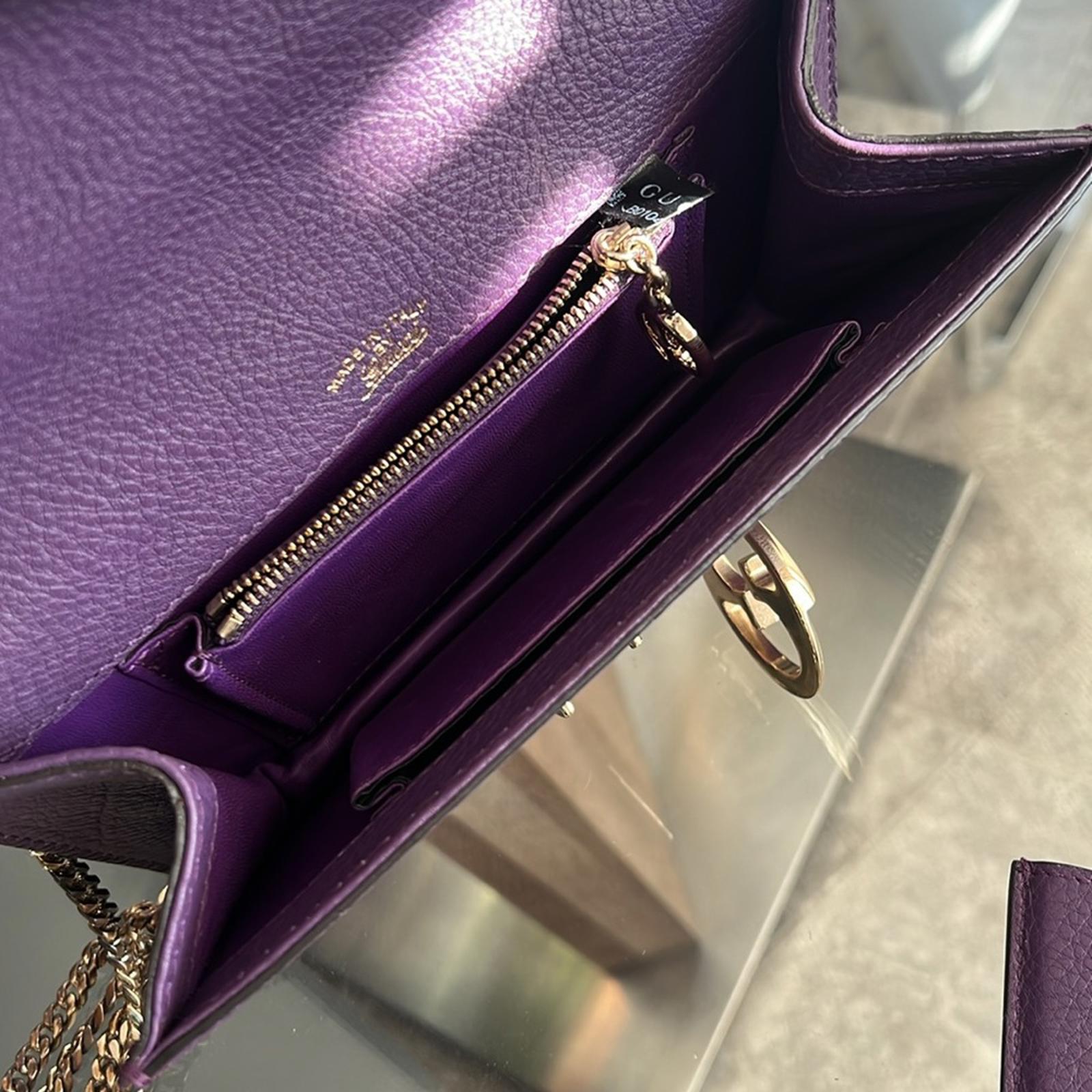 Gucci Flap Shoulder Bag Leather Medium, Purple w/Gold tone w/Dustbag