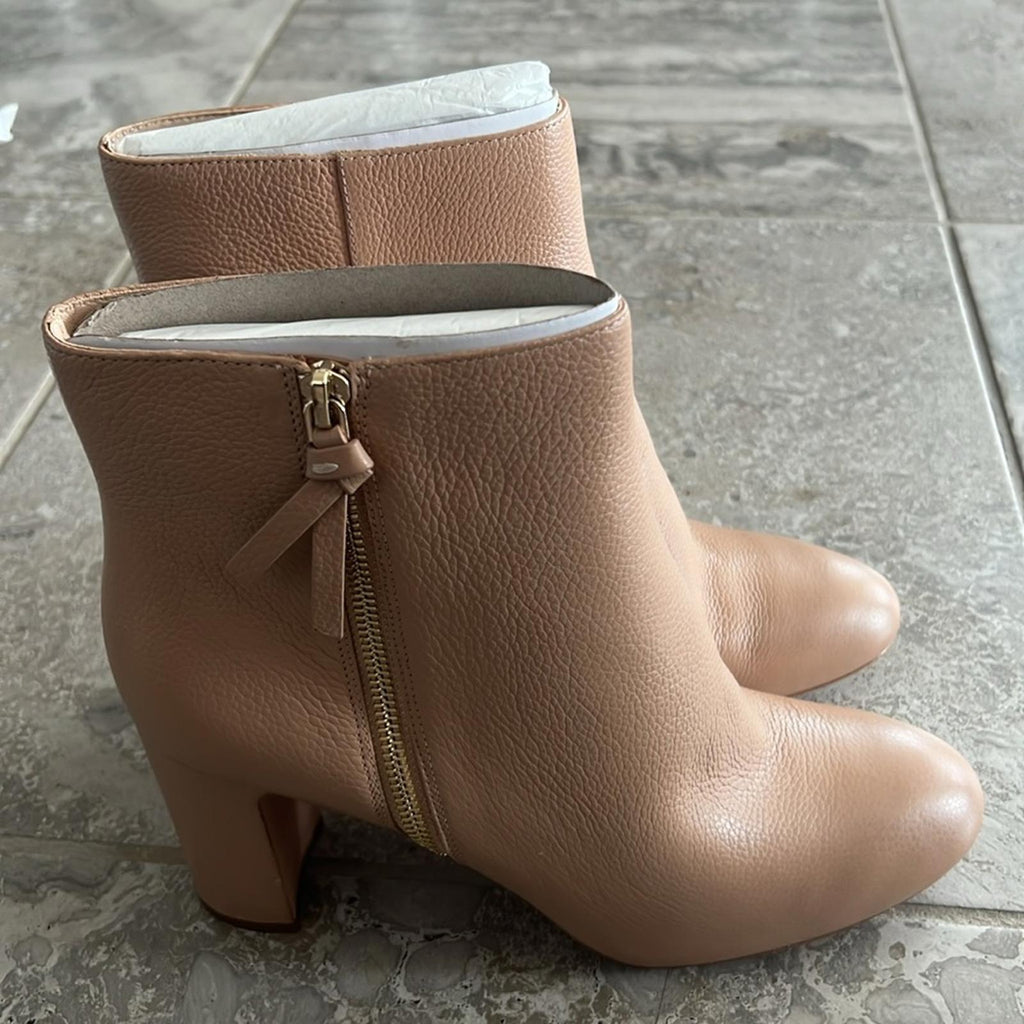 Kate Spade Knott Zip Booties, Light Fawn Pebble Calf Leather Size 11 New in Box
