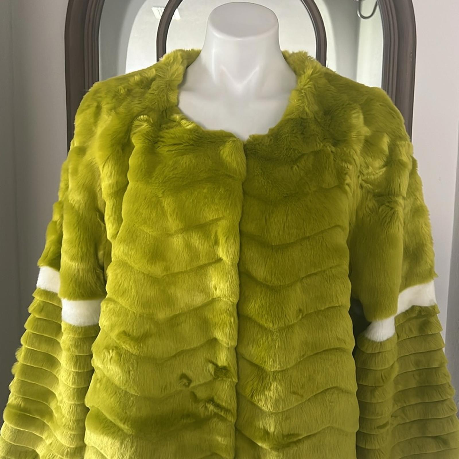 New INDIGO MOON Fur Jacket in Neon Green, Size XL New w/Tag Retail $229
