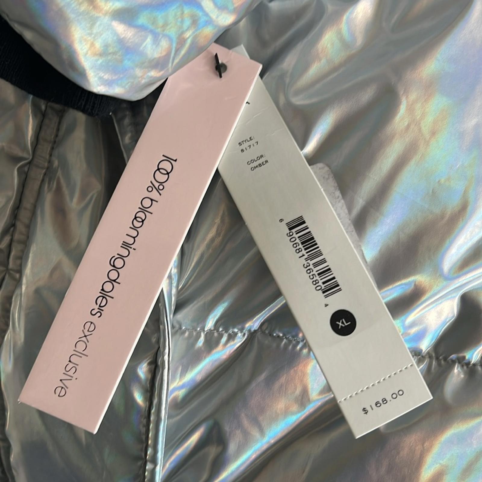 AQUA Iridescent Cropped Puffer Jacket, Omber Size XL New w/Tag $168