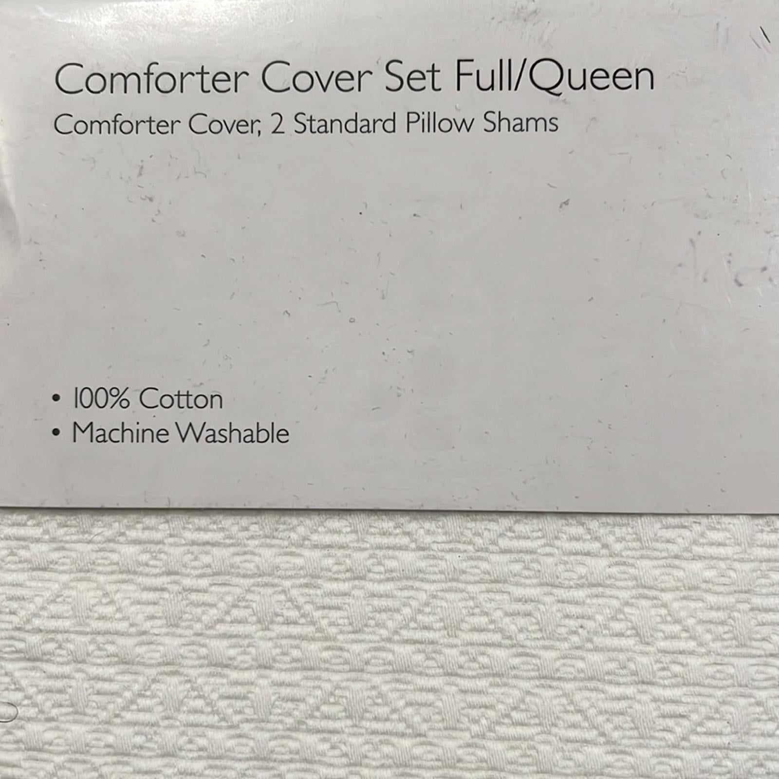 SKY 3-Piece Woven Lattice Duvet Set, White Size Full/Queen New w/Tag Retail $260