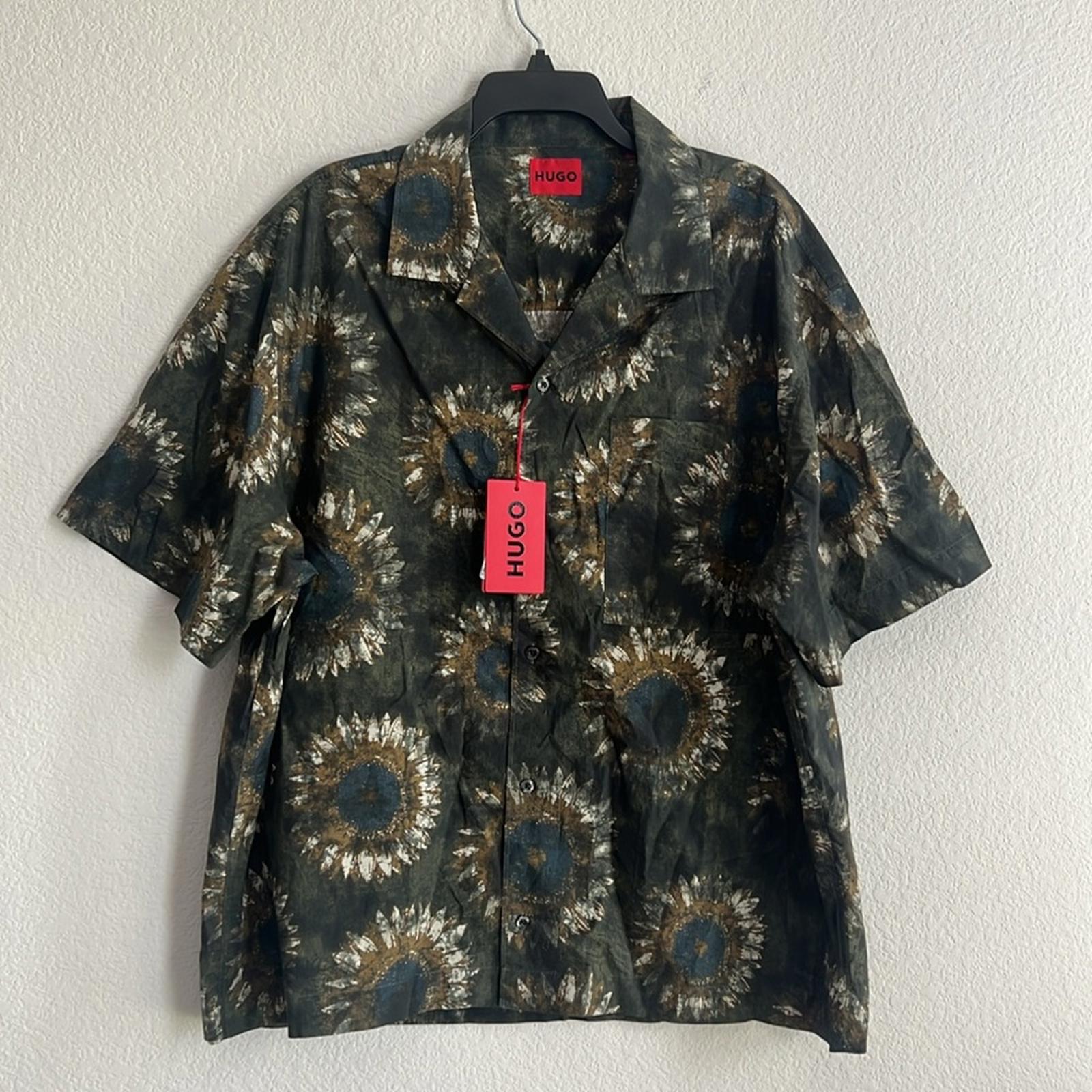 Hugo Men’s Egeeno Sunflower Camp Shirt in Green Multicolor, NWT, Size M
