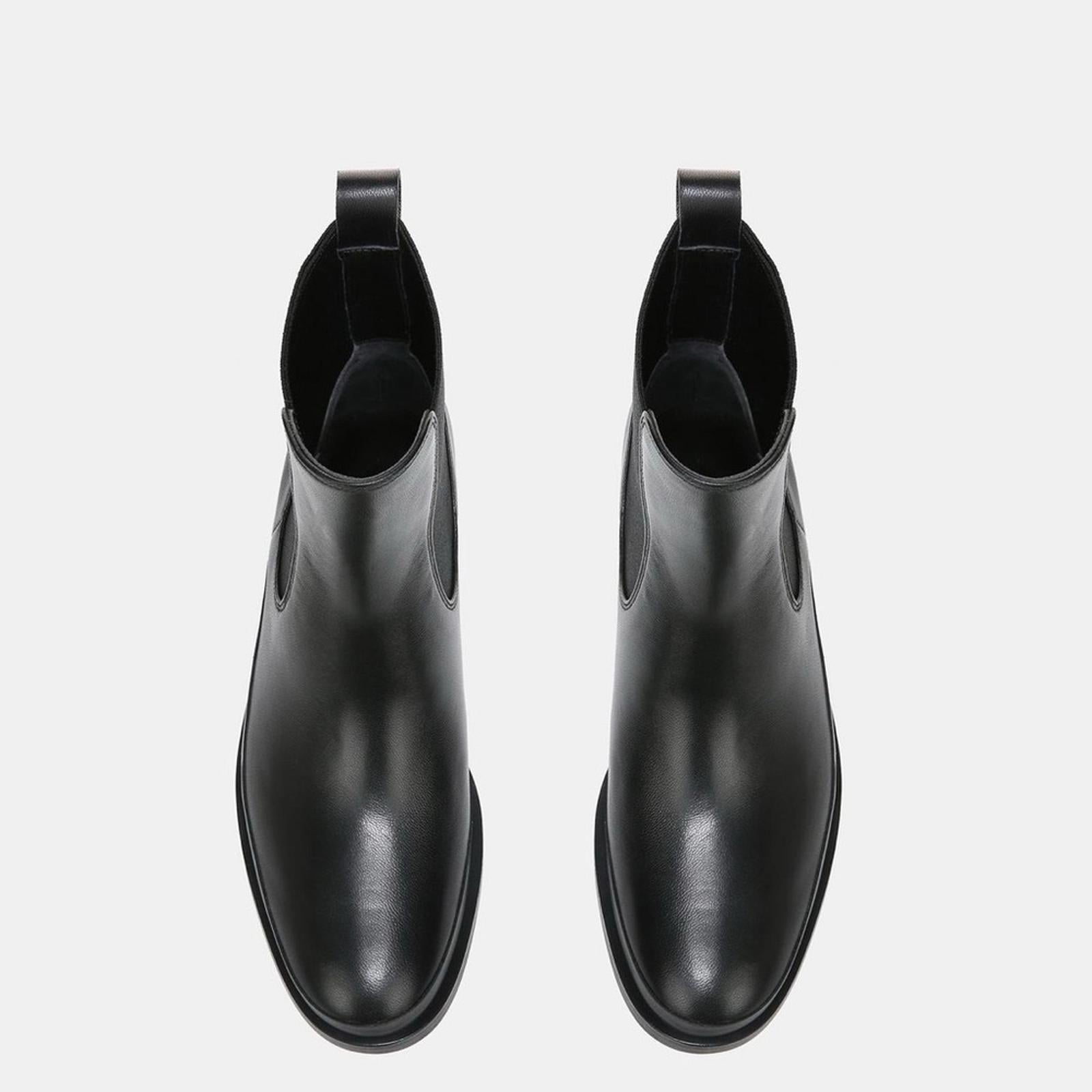NEW Vince Cecyl Chelsea Leather Ankle Boots in Black, Size 7.5, New without Box