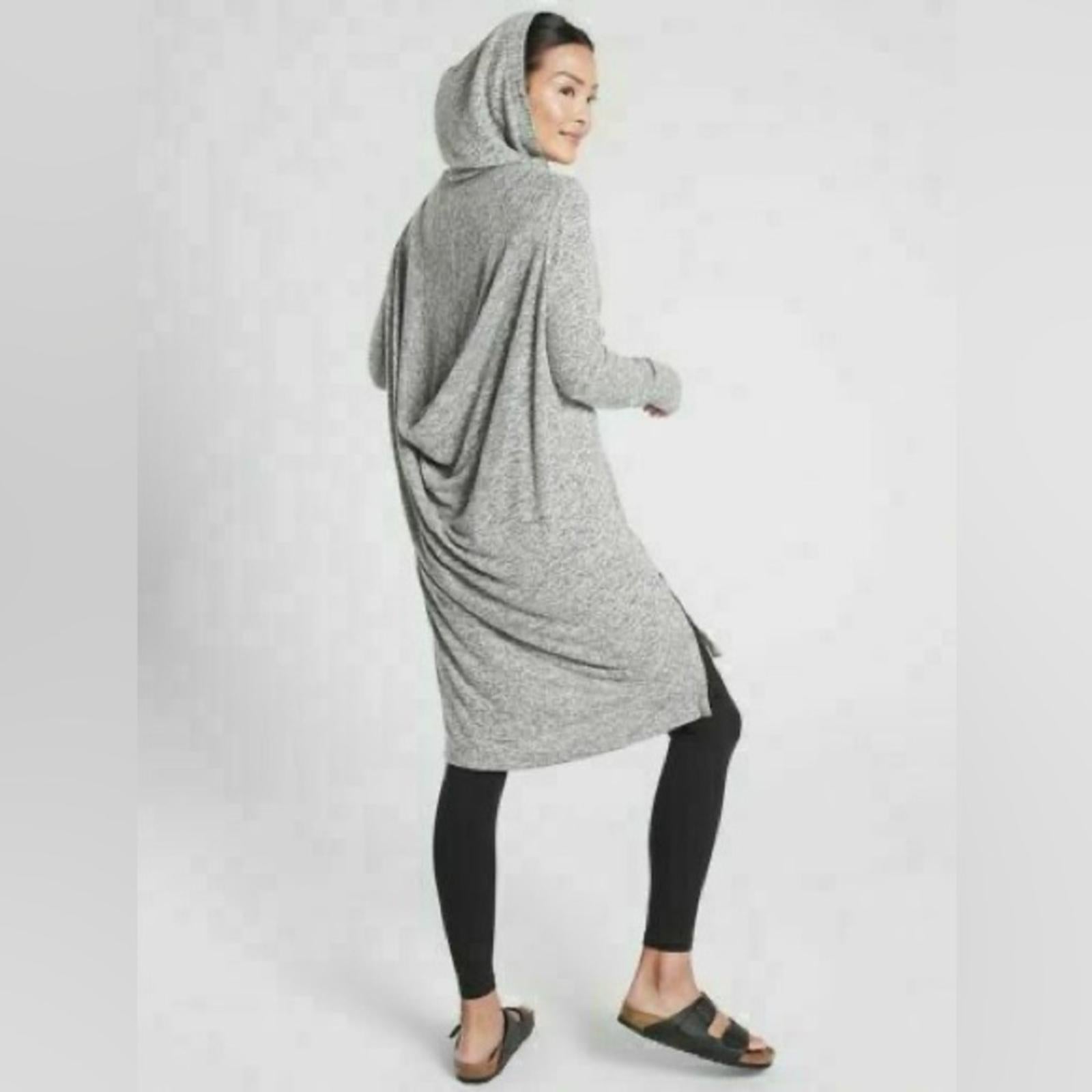 Athleta Harmony Wrap Hooded Cardigan Sweater in Heather Grey, Size XXS EXCELLENT