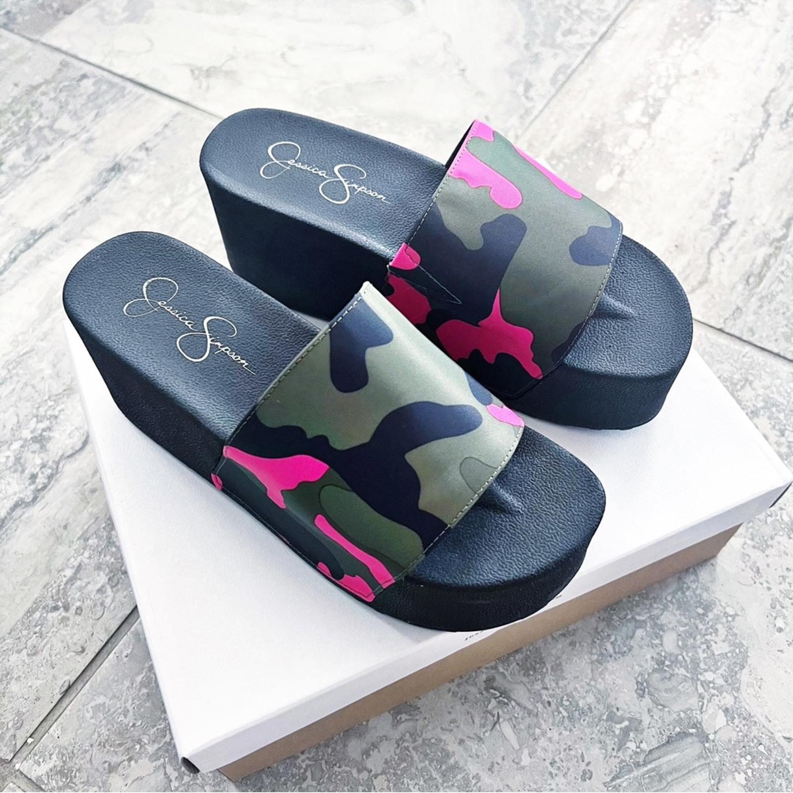 Jessica Simpson Camo Slide Platform Sandals, Size 9, New in Box