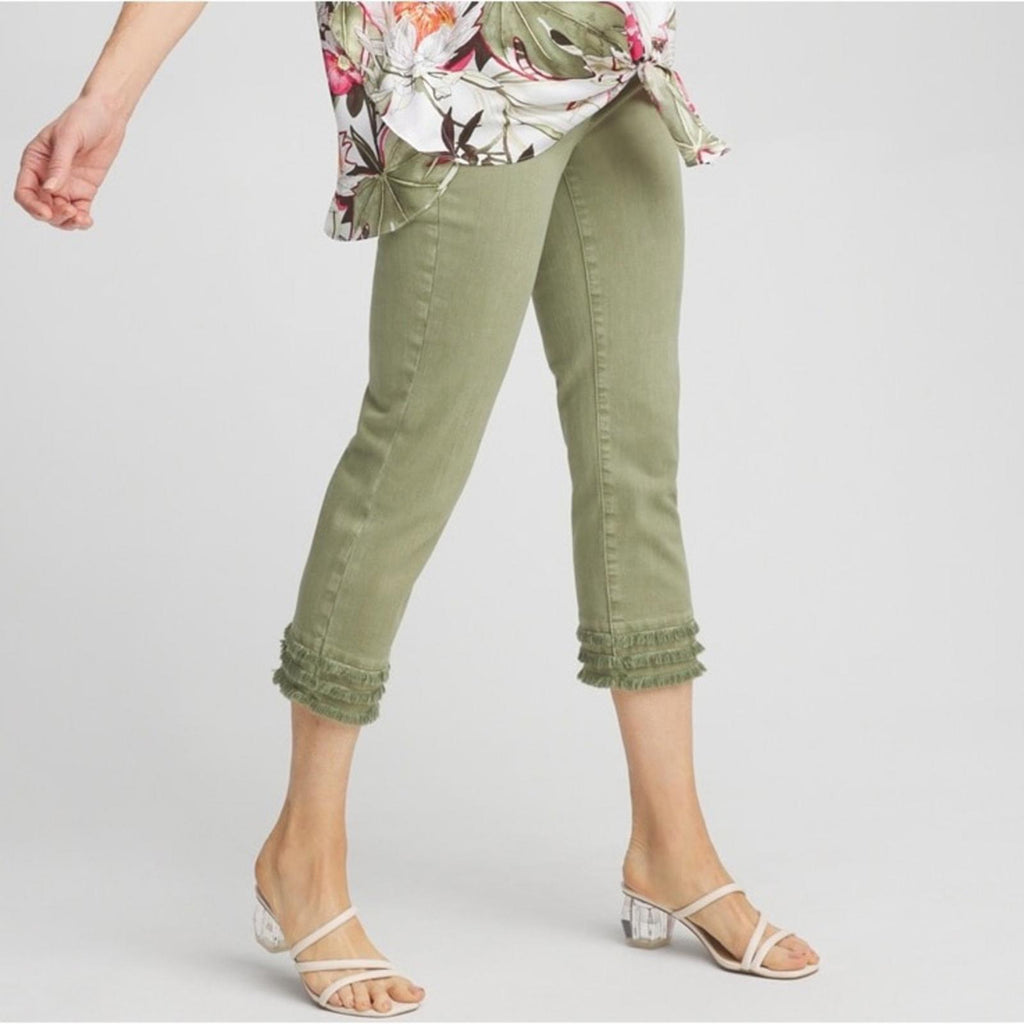 Chico’s Denim Trip Fray Hem Pull-On Capris in Jardin Green Size 3 US16 New w/Tag