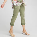 Chico’s Denim Trip Fray Hem Pull-On Capris in Jardin Green Size 3 US16 New w/Tag