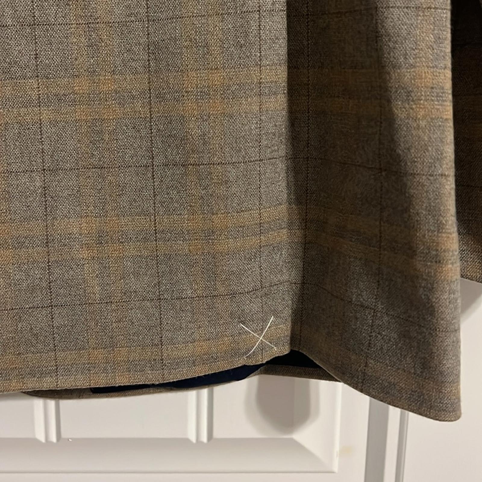 Tommy Hilfiger Conrad Oatmeal Gray Windowpane Plaid Blazer Size 44L NWT $295