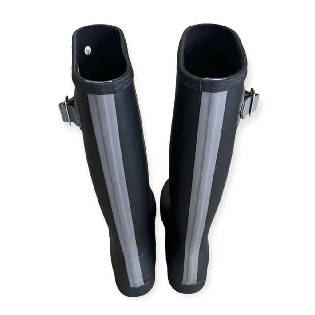 Hunter Tall Rain Boots in Black w/Grey Stripe, Size US7 EU38, New w/Tag