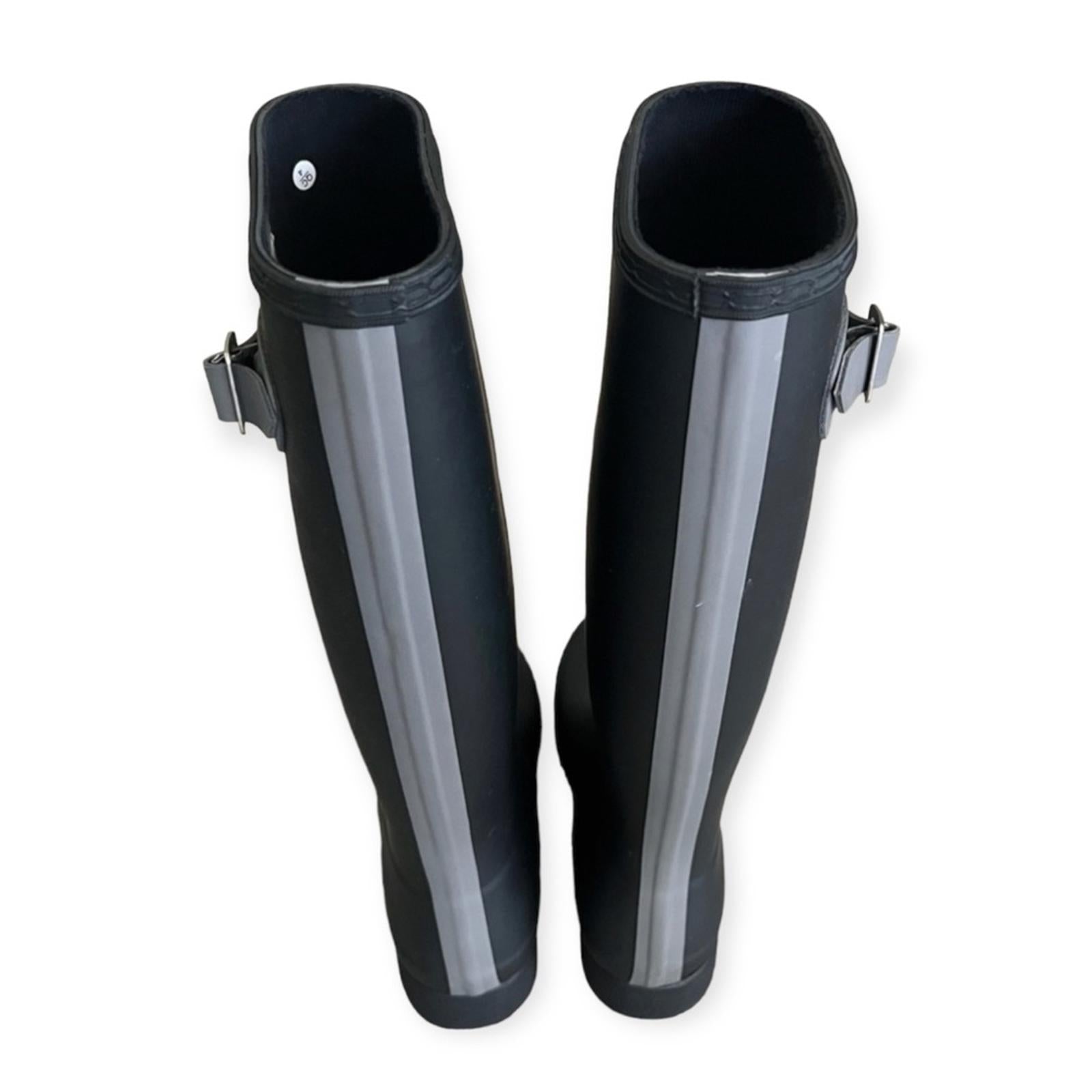 Hunter Tall Rain Boots in Black w/Grey Stripe, Size US7 EU38, New w/Tag