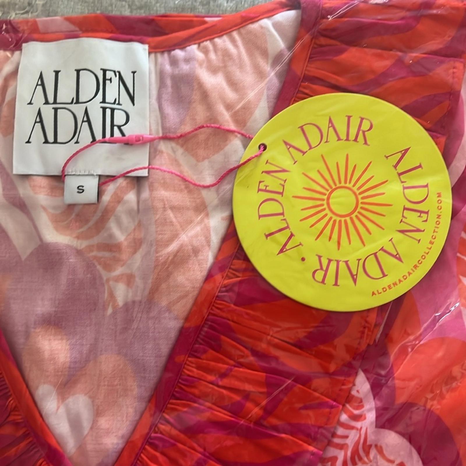 Alden Adair Jean Top in Lovers Lane, Size S New in Packaging
