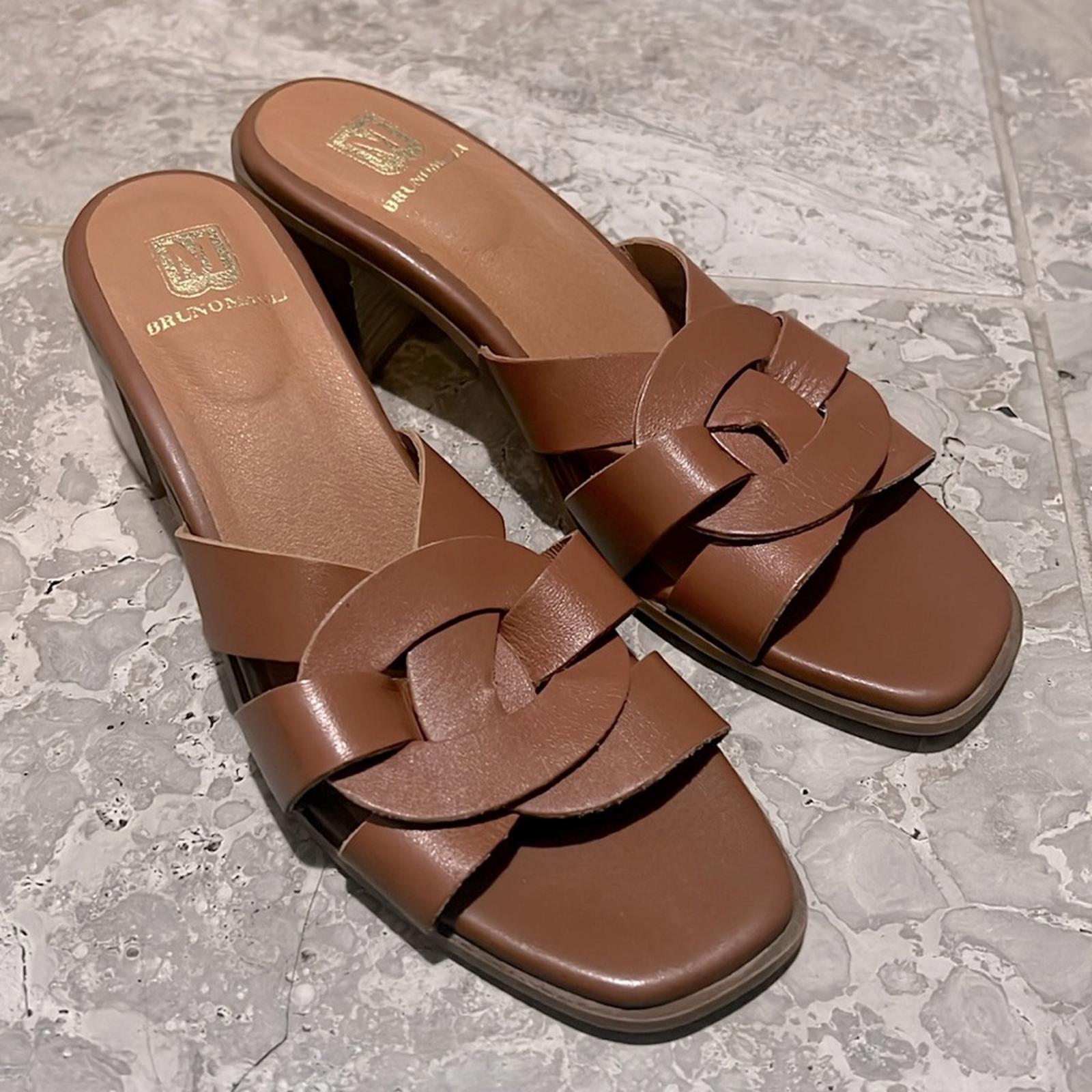 Bruno Magli Aria Block Heel Slide Sandals in Brown, Size 40 NEW w/o Box $325