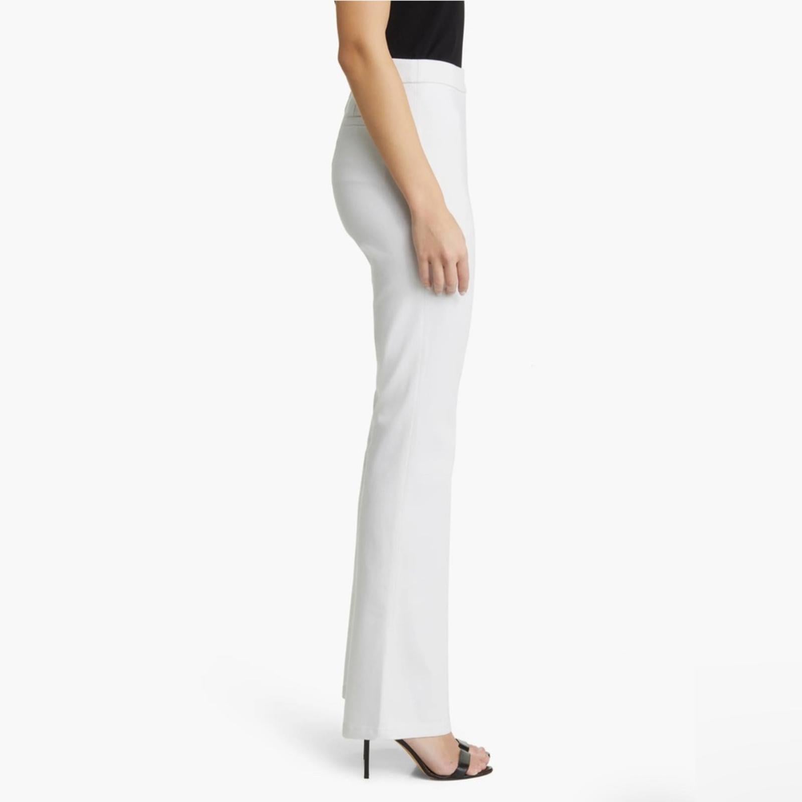Anne Klein Pull-On High Waist Slim Flare Jeans in White, Size 2 New w/Tag $99