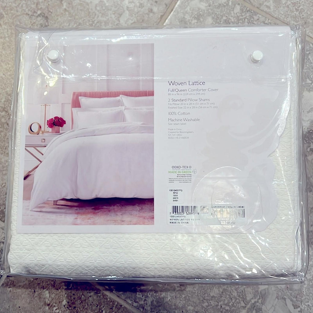 SKY 3-Piece Woven Lattice Duvet Set, White Size Full/Queen New w/Tag Retail $260