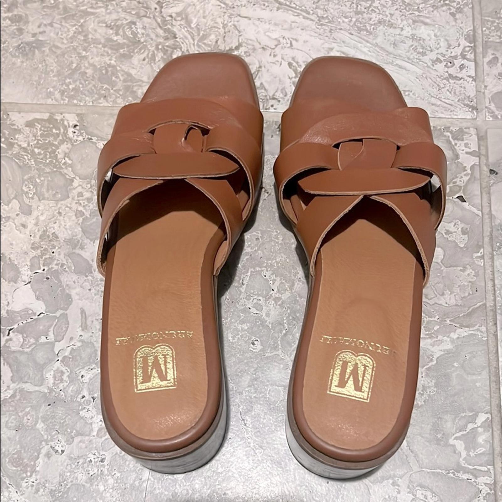 Bruno Magli Aria Block Heel Slide Sandals in Brown, Size 40 NEW w/o Box $325