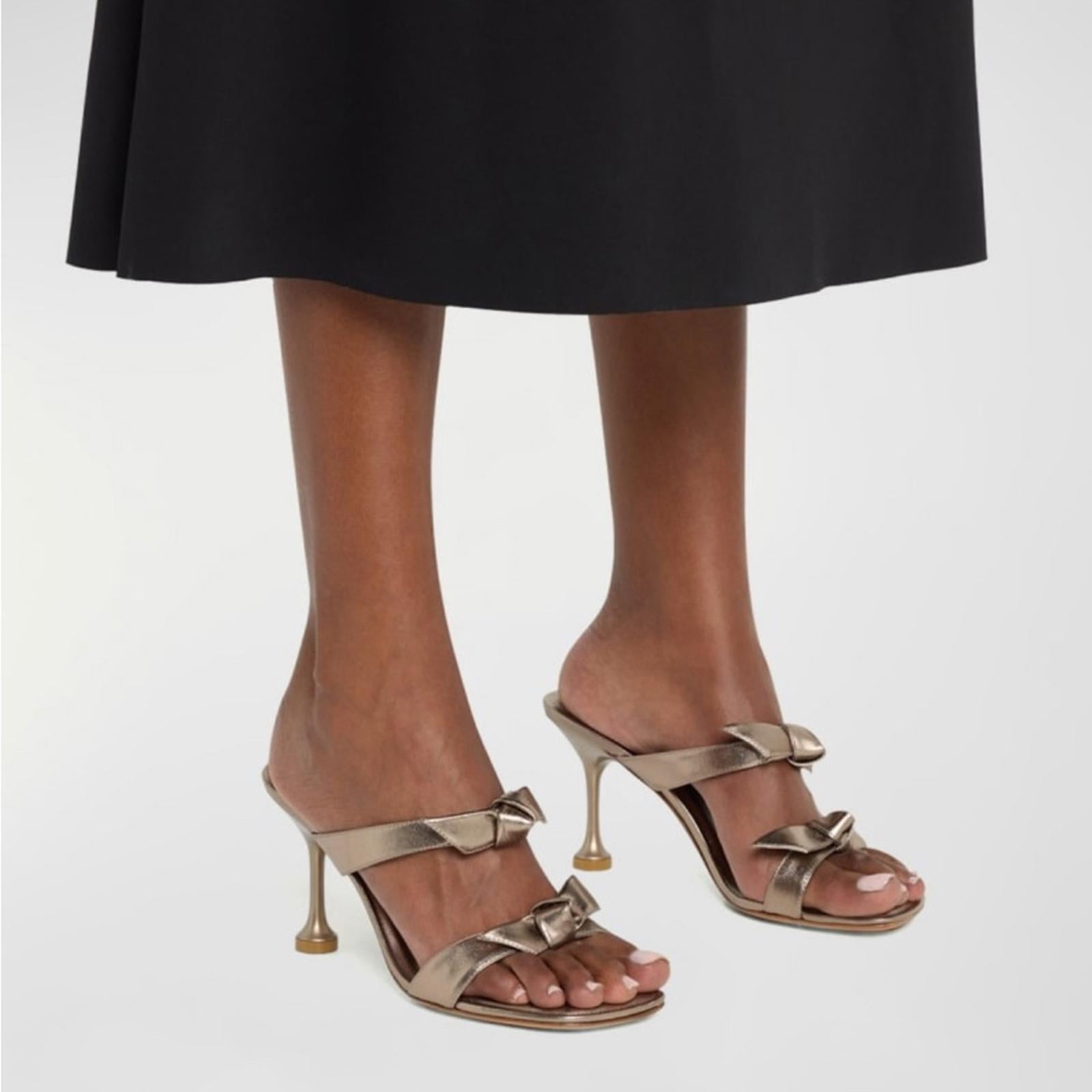 Alexandre Birman Clarita Leather Bow Two-Band Sandals Size 35 NEW w/DustBags
