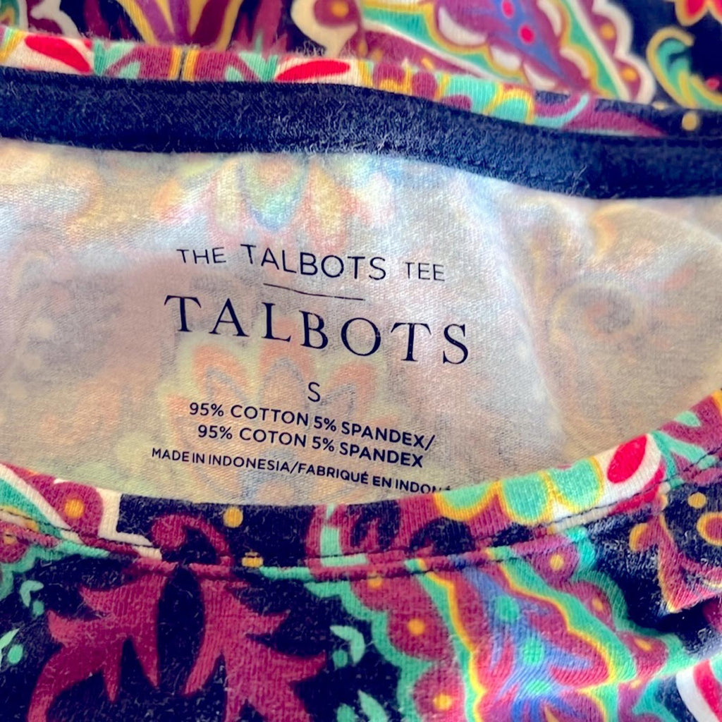 NEW The Talbots Tee Crewneck Tee in Winter Medallion Size S EXCELLENT