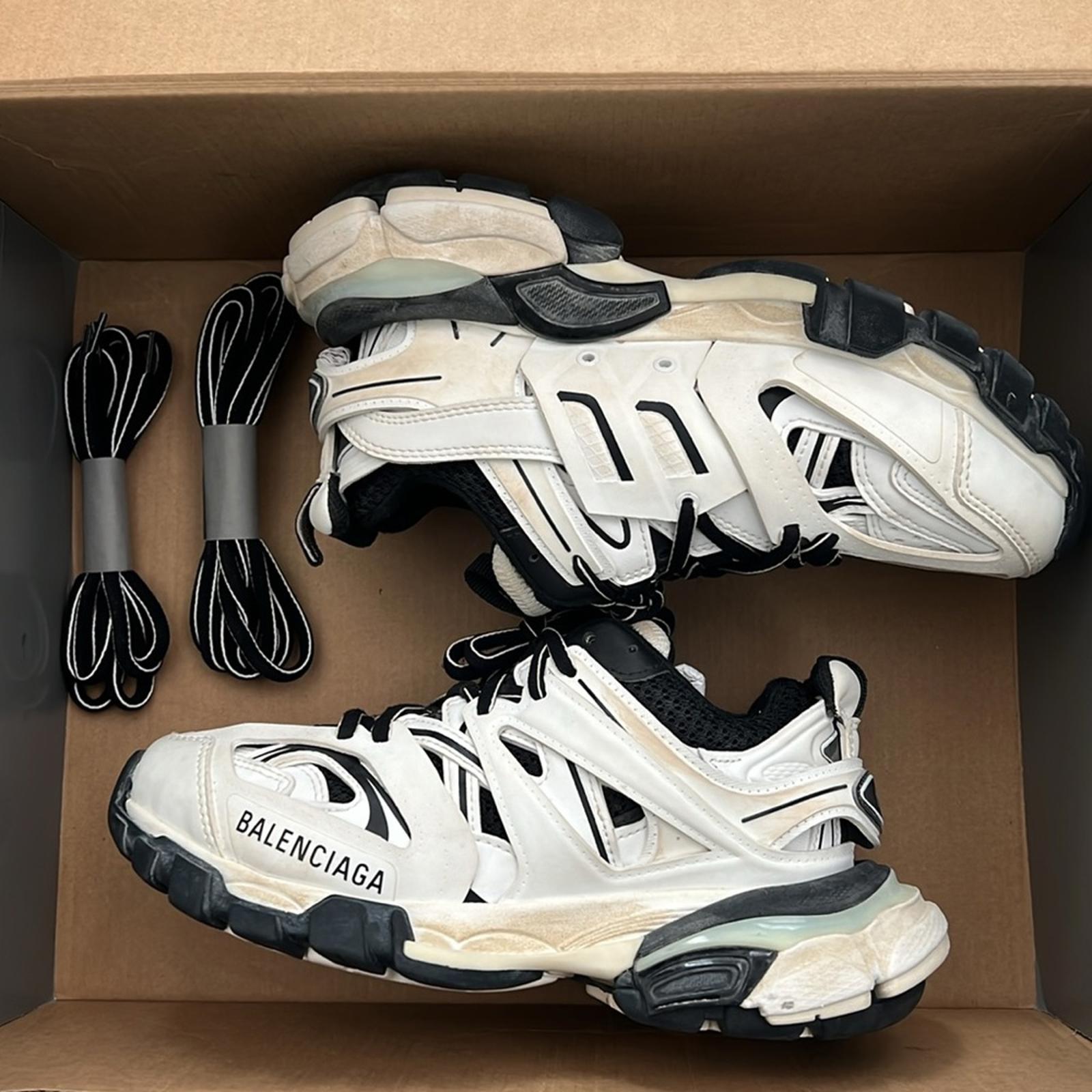 Balenciaga Track Sneakers, White/Black +Extra Shoe Laces Size EU34 US4 EXCELLENT